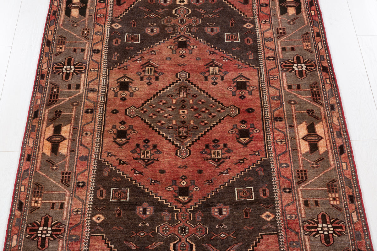 Vintage Brick Red Tribal Diamond Area Rug – 7' 5" x 4' 4" (225 x 132 cm)