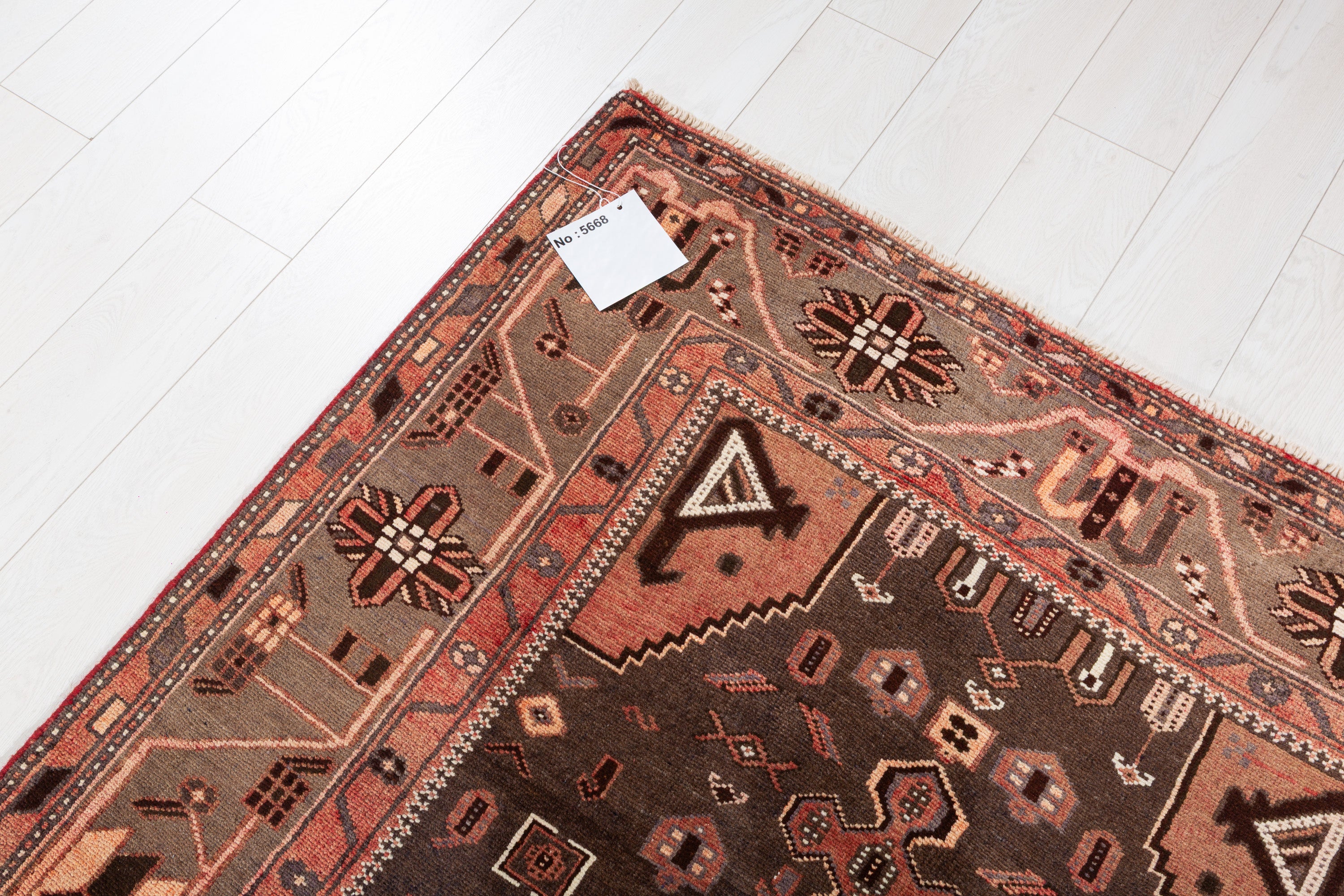 Vintage Brick Red Tribal Diamond Area Rug – 7' 5" x 4' 4" (225 x 132 cm)