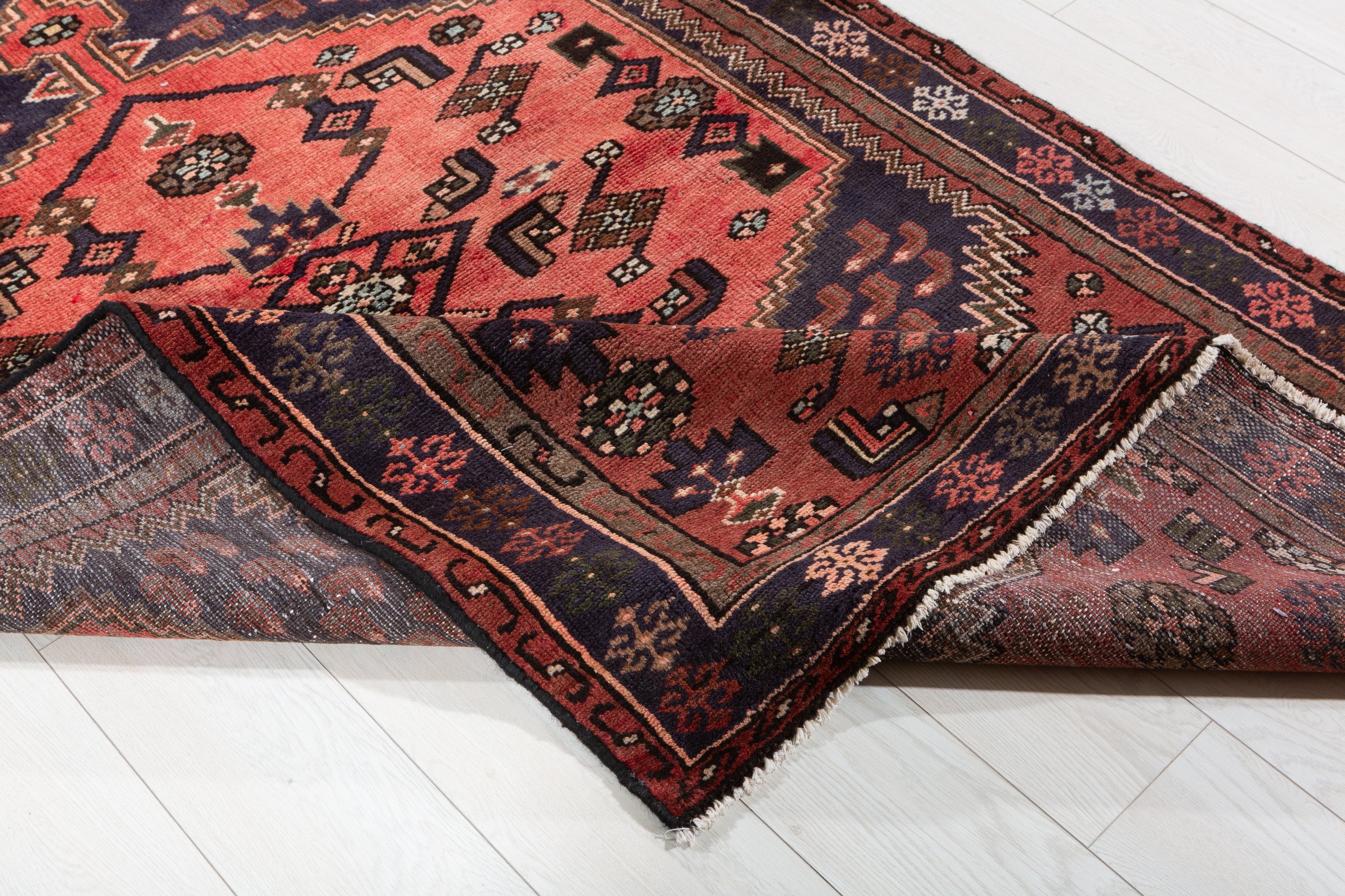 Vintage Brick Red, Coral Geometric Medallion Area Rug – 6' 9" x 4' 3" (207 x 129 cm)