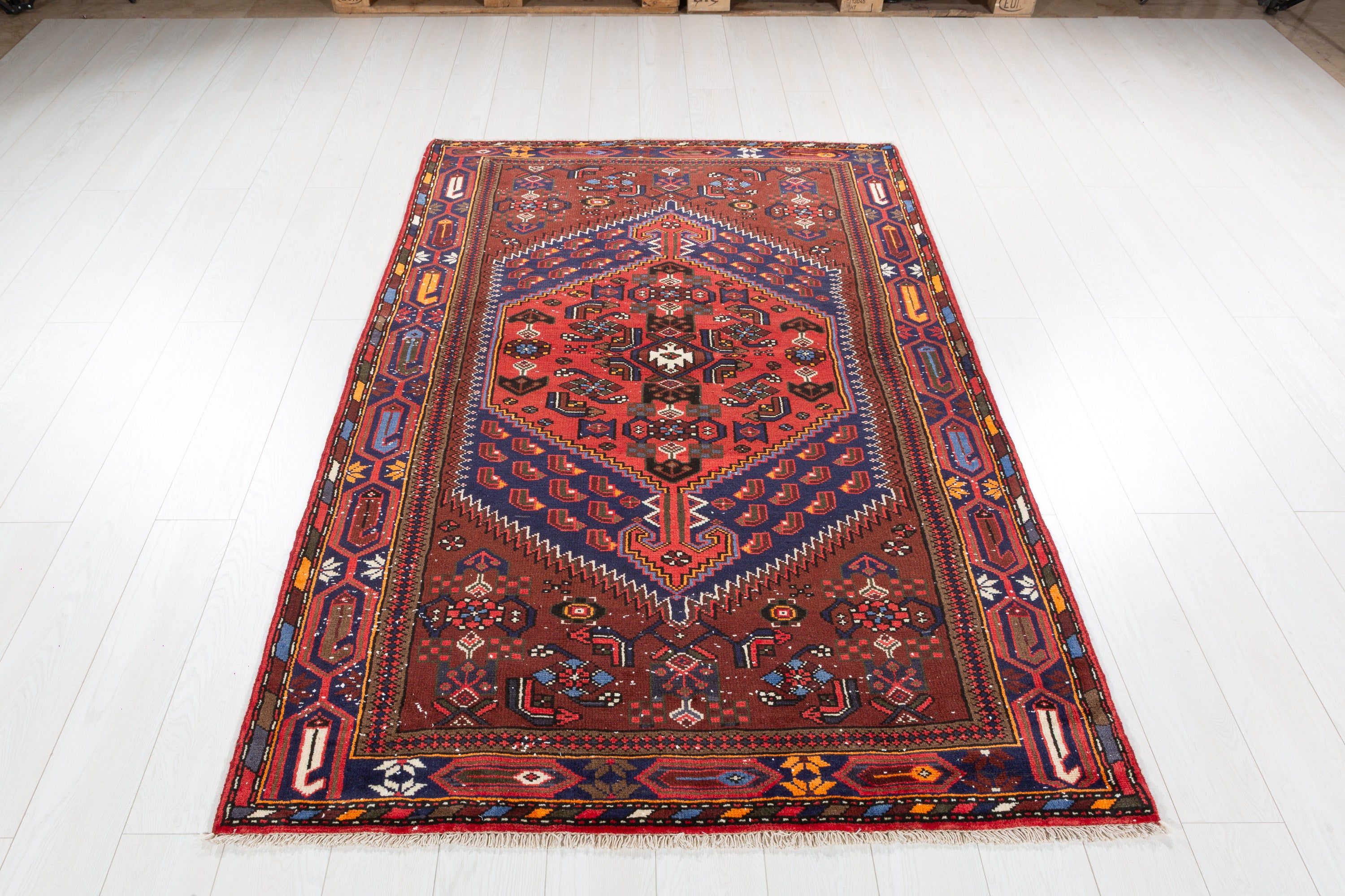 Vintage Brown, Navy Blue Central Medallion Area Rug – 6' 9" x 4' 3" (206 x 130 cm)
