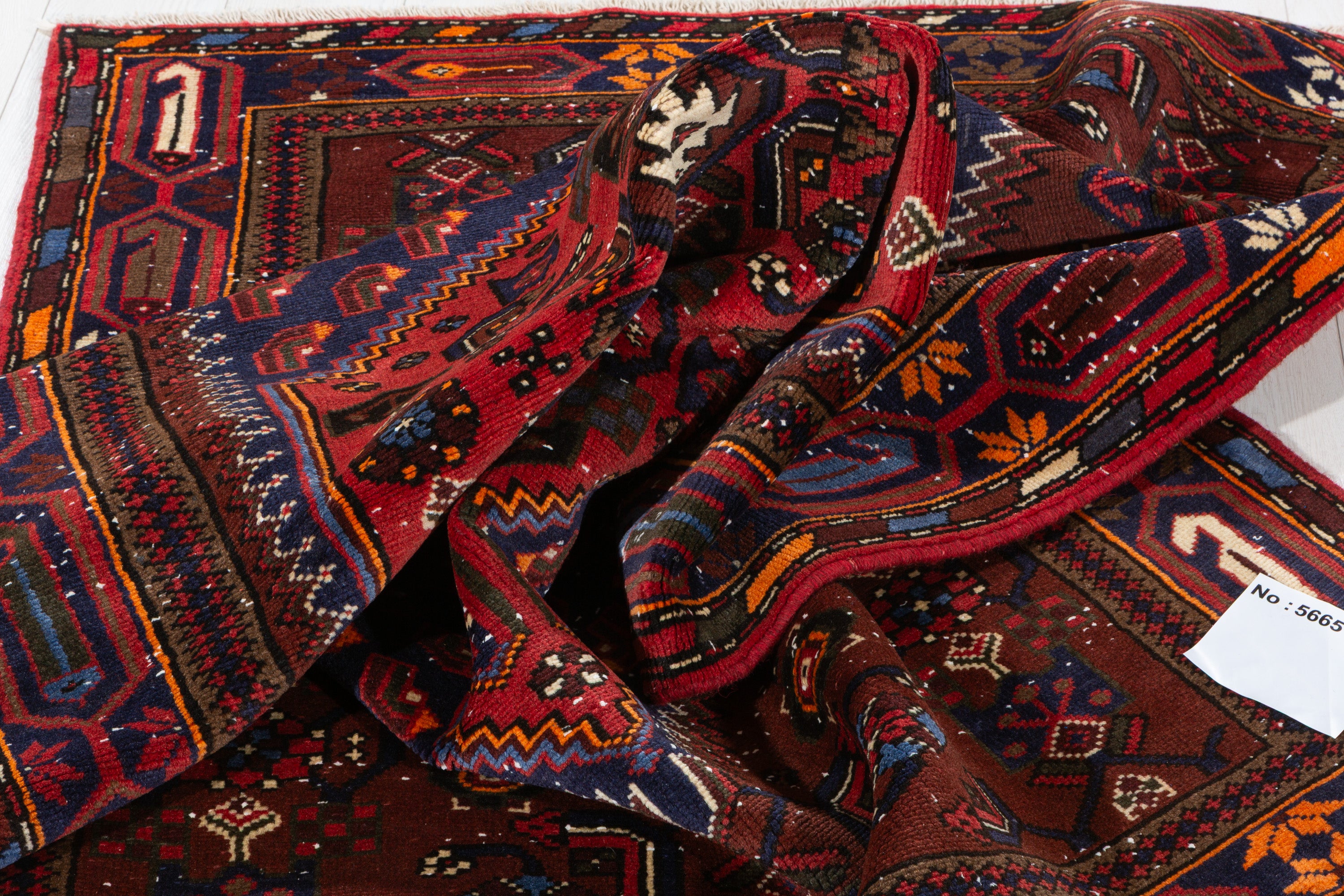 Vintage Brown, Navy Blue Central Medallion Area Rug – 6' 9" x 4' 3" (206 x 130 cm)
