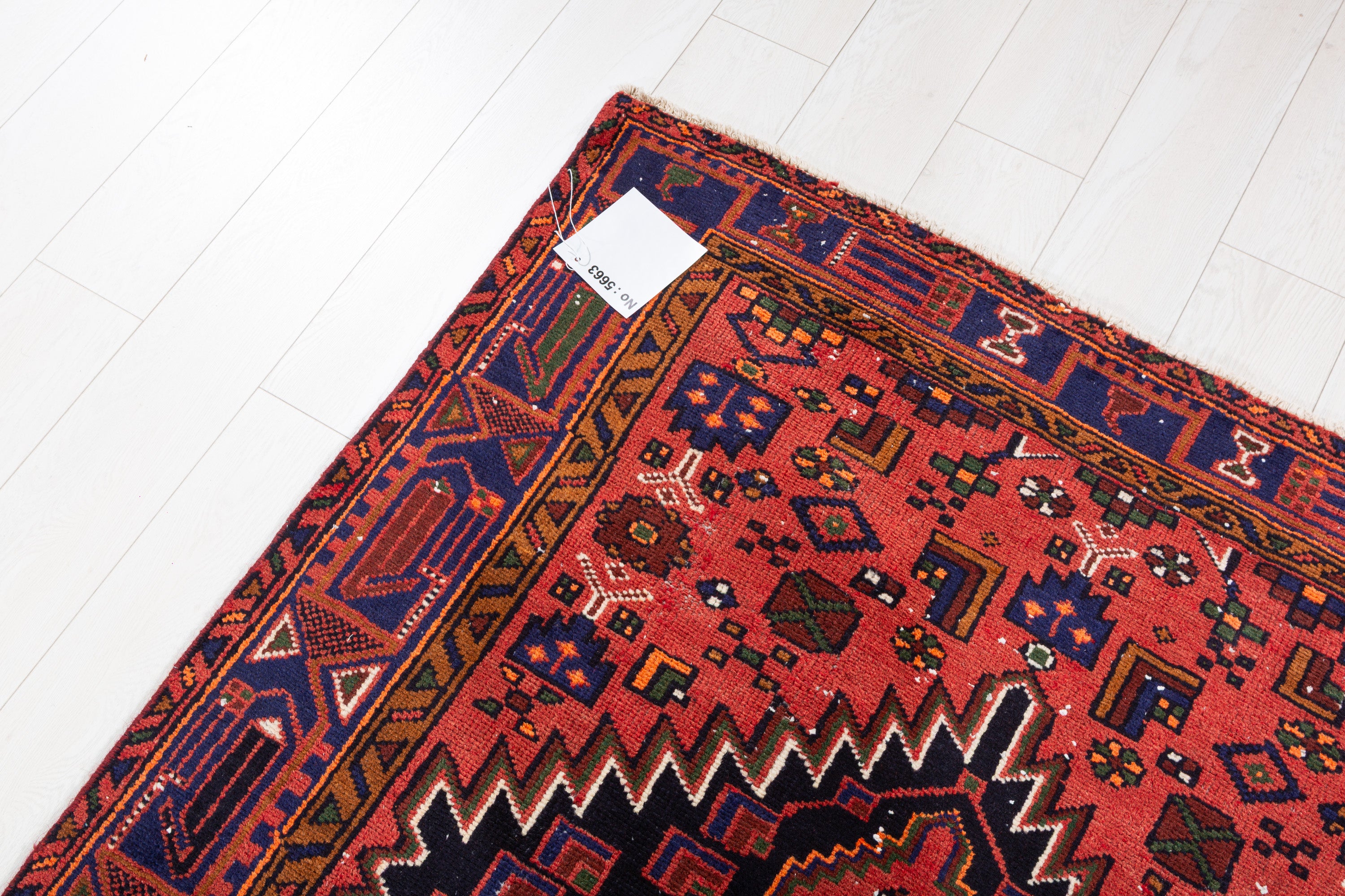Vintage Rust Red, Deep Navy Blue Central Medallion Area Rug – 7' 1" x 4' 1" (217 x 125 cm)