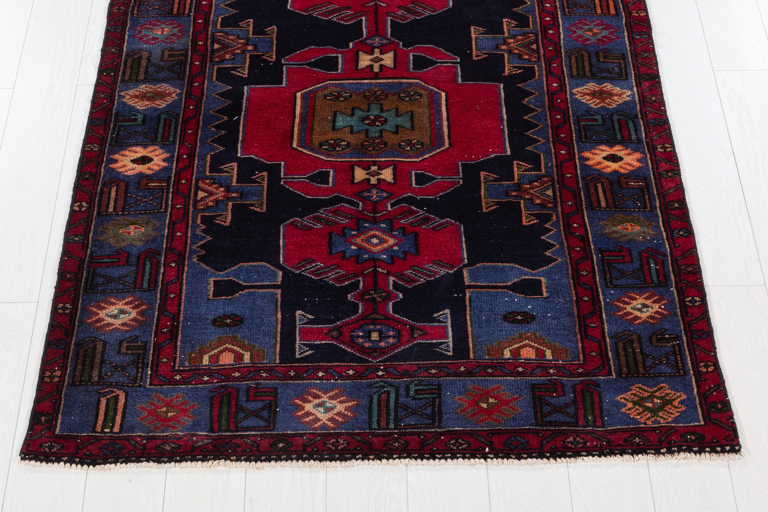 Collectible Vintage Deep Navy Blue, Pinkish-Red Triple Medallion Area Rug – 6' 3" x 4' 3" (191 x 129 cm)
