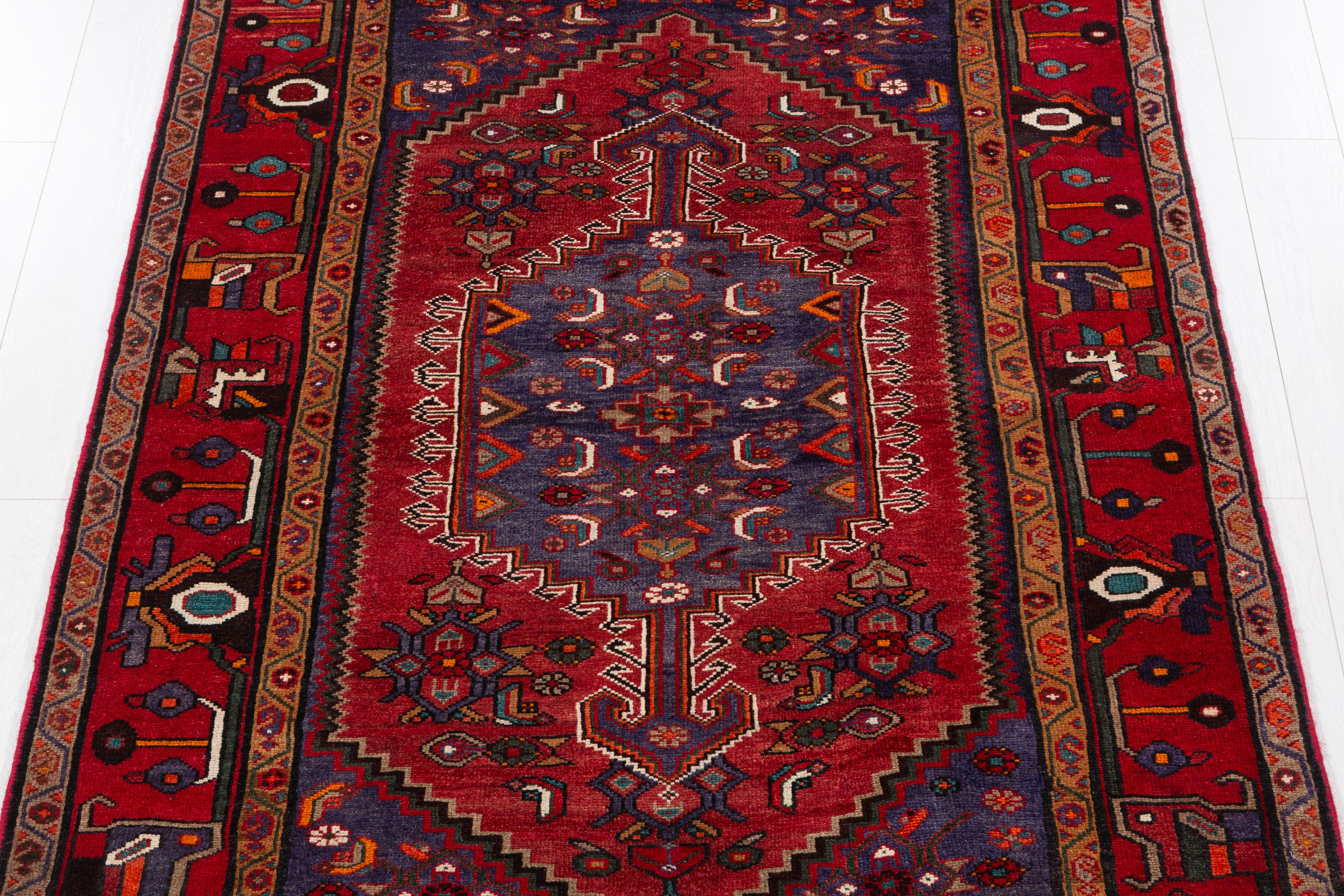 Vintage Rust Red, Navy Blue Central Medallion Area Rug – 6' 10" x 4' 7" (208 x 140 cm)