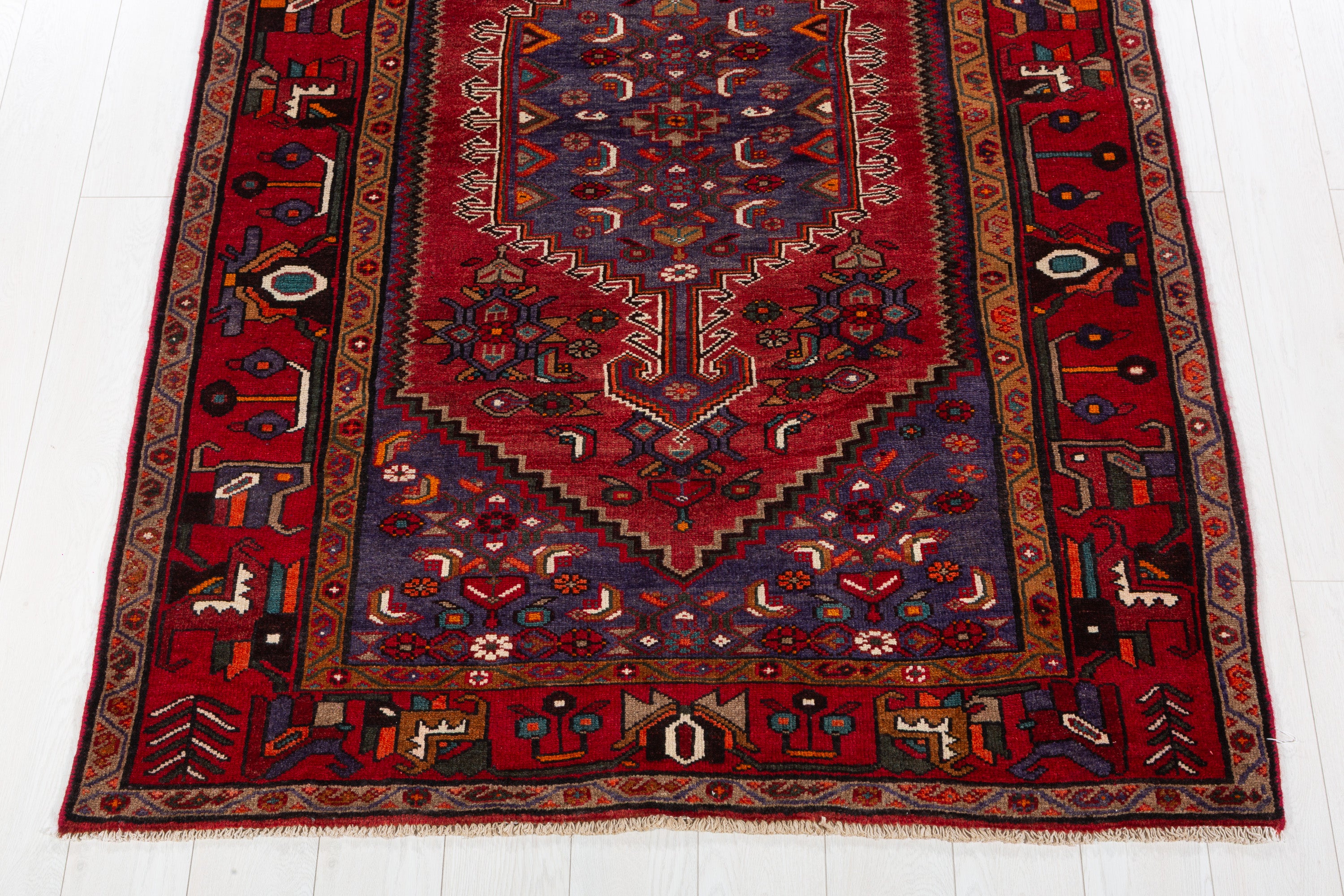 Vintage Rust Red, Navy Blue Central Medallion Area Rug – 6' 10" x 4' 7" (208 x 140 cm)