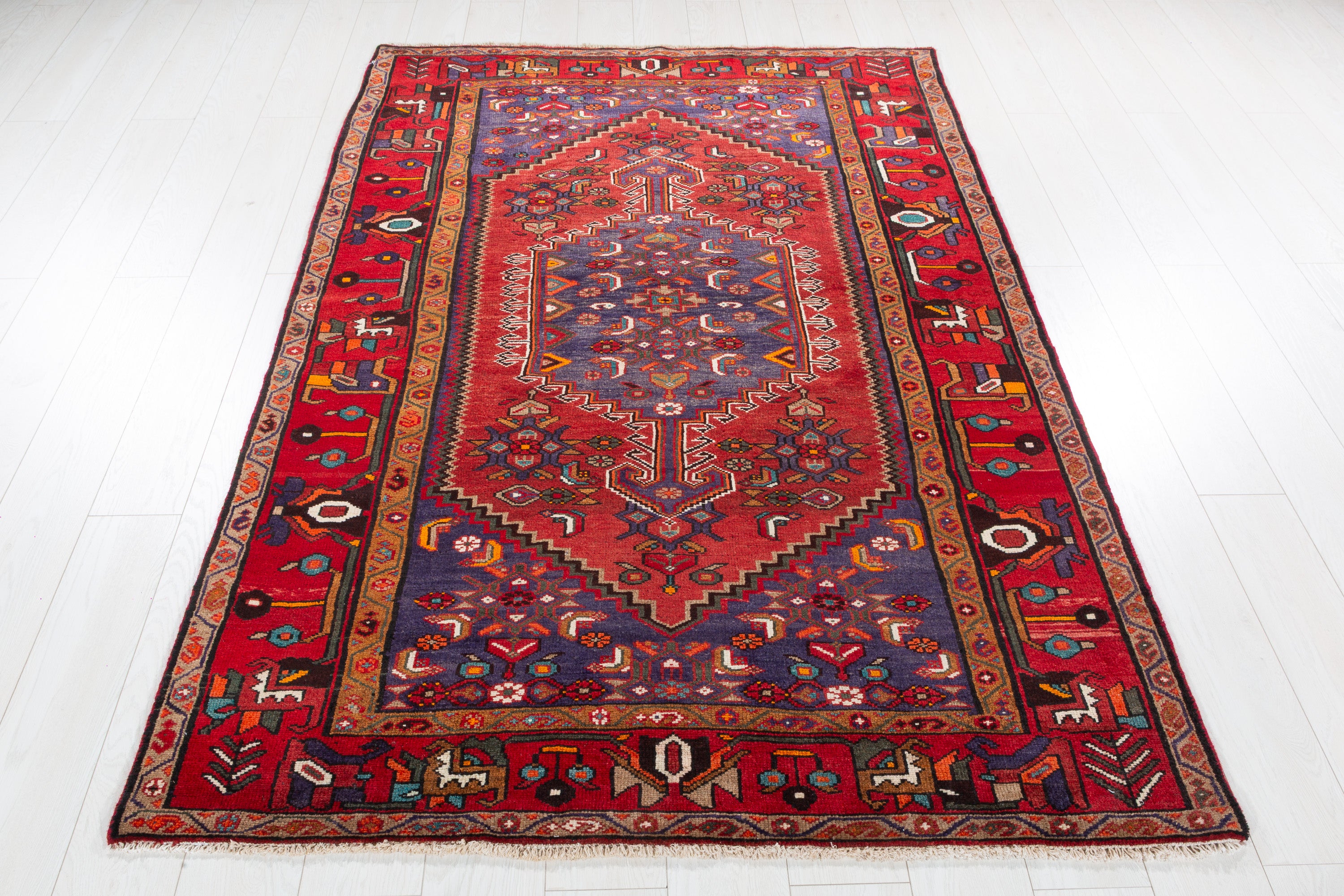 Vintage Rust Red, Navy Blue Central Medallion Area Rug – 6' 10" x 4' 7" (208 x 140 cm)