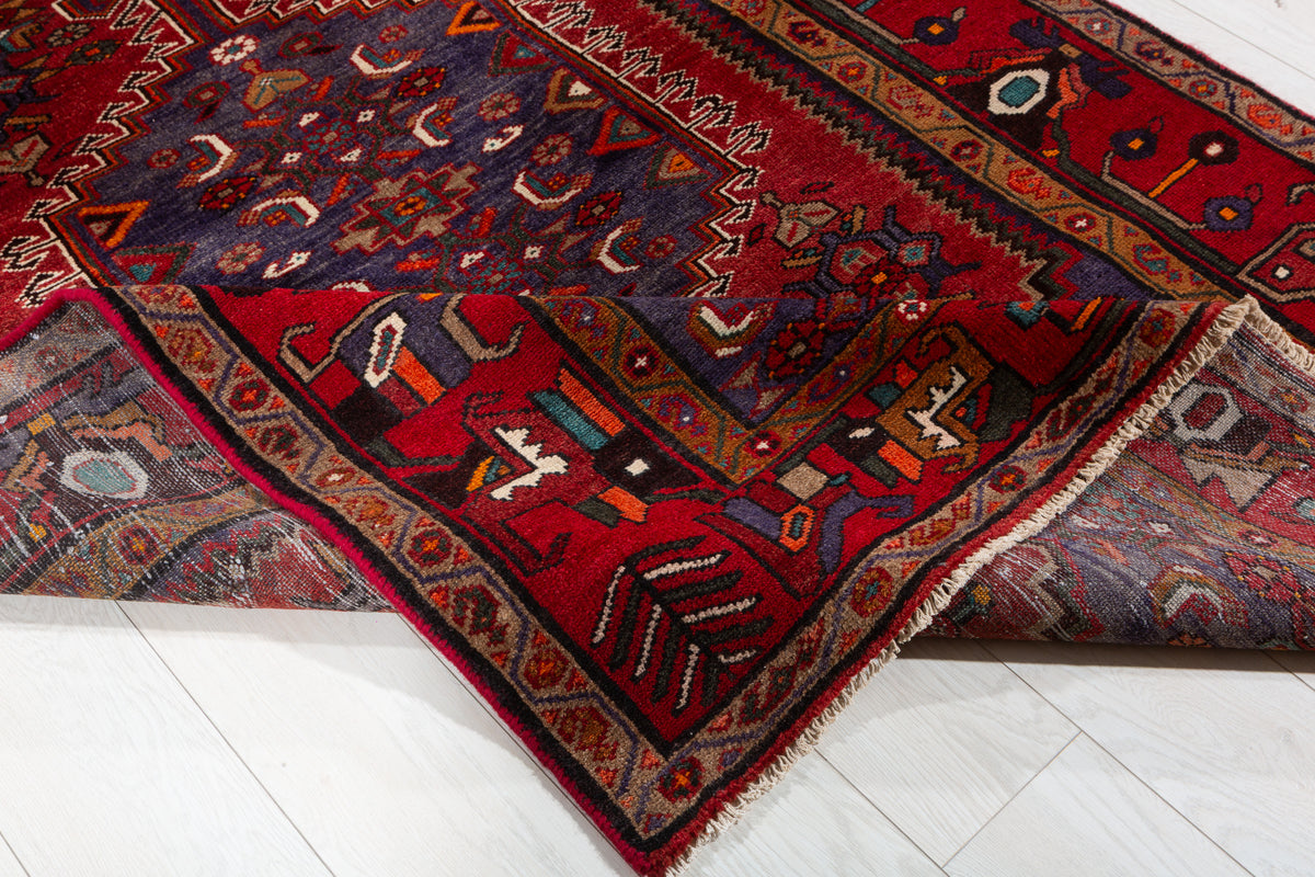 Vintage Rust Red, Navy Blue Central Medallion Area Rug – 6' 10" x 4' 7" (208 x 140 cm)