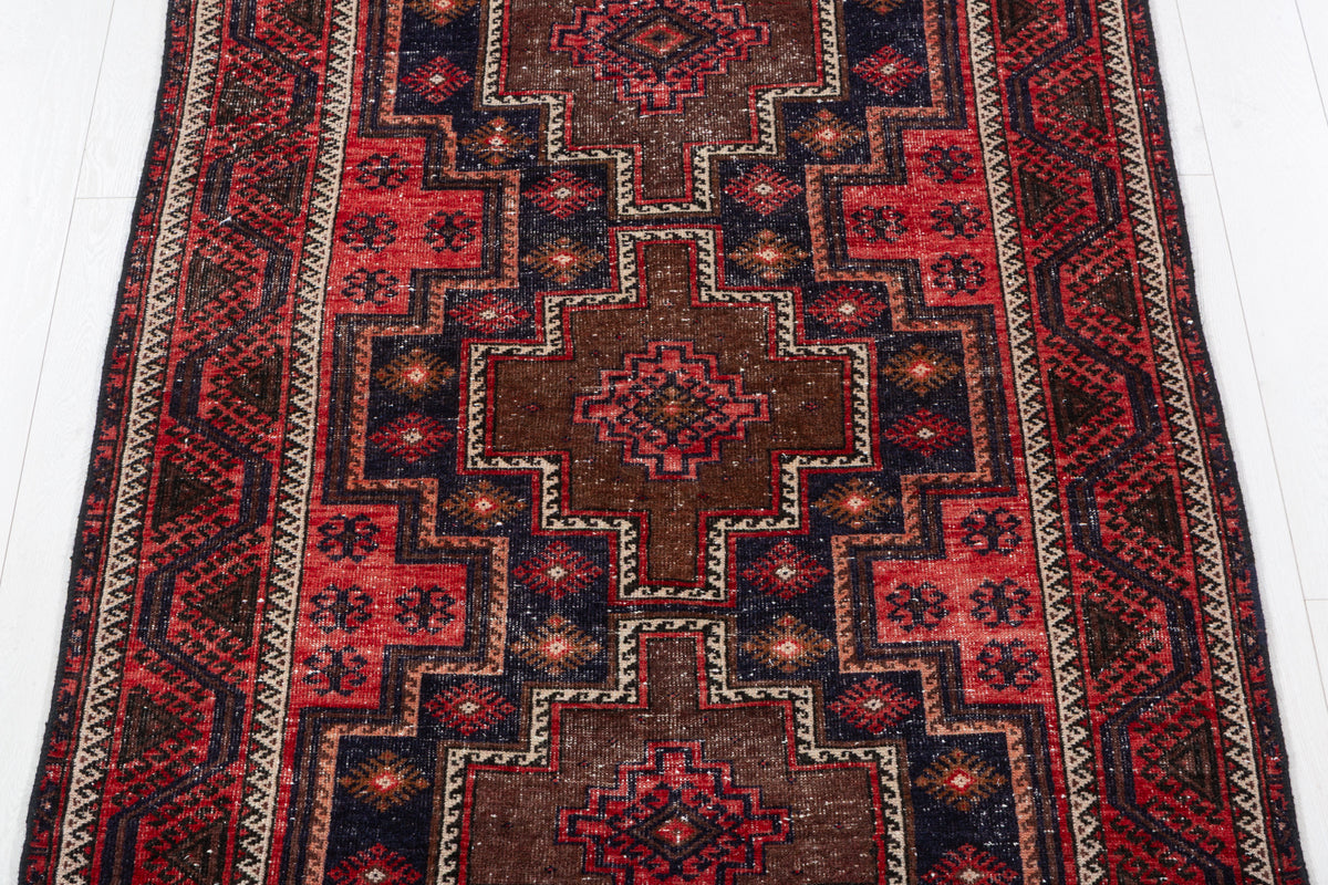 Vintage Navy Blue, Red Stepped Diamond Area Rug – 7' 9" x 3' 11" (236 x 119 cm)