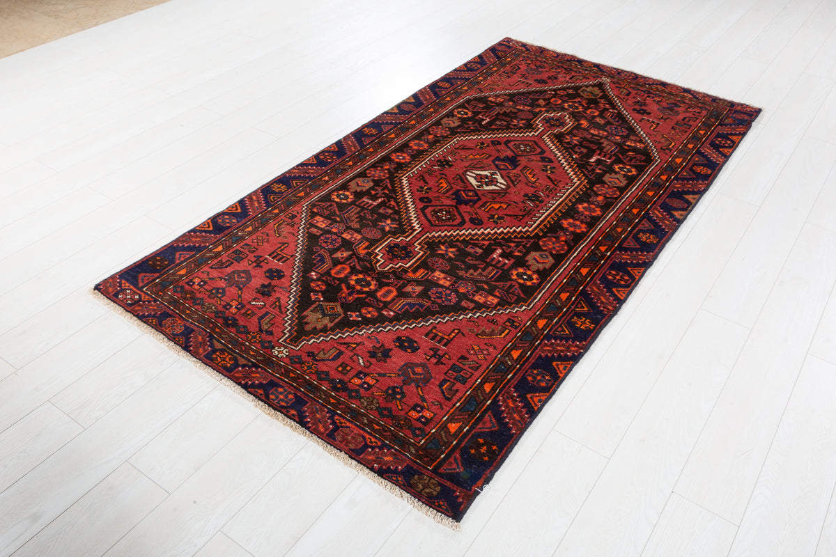 Vintage Black, Rust Red Elongated Medallion Area Rug – 7' 5" x 4' 0" (226 x 123 cm)