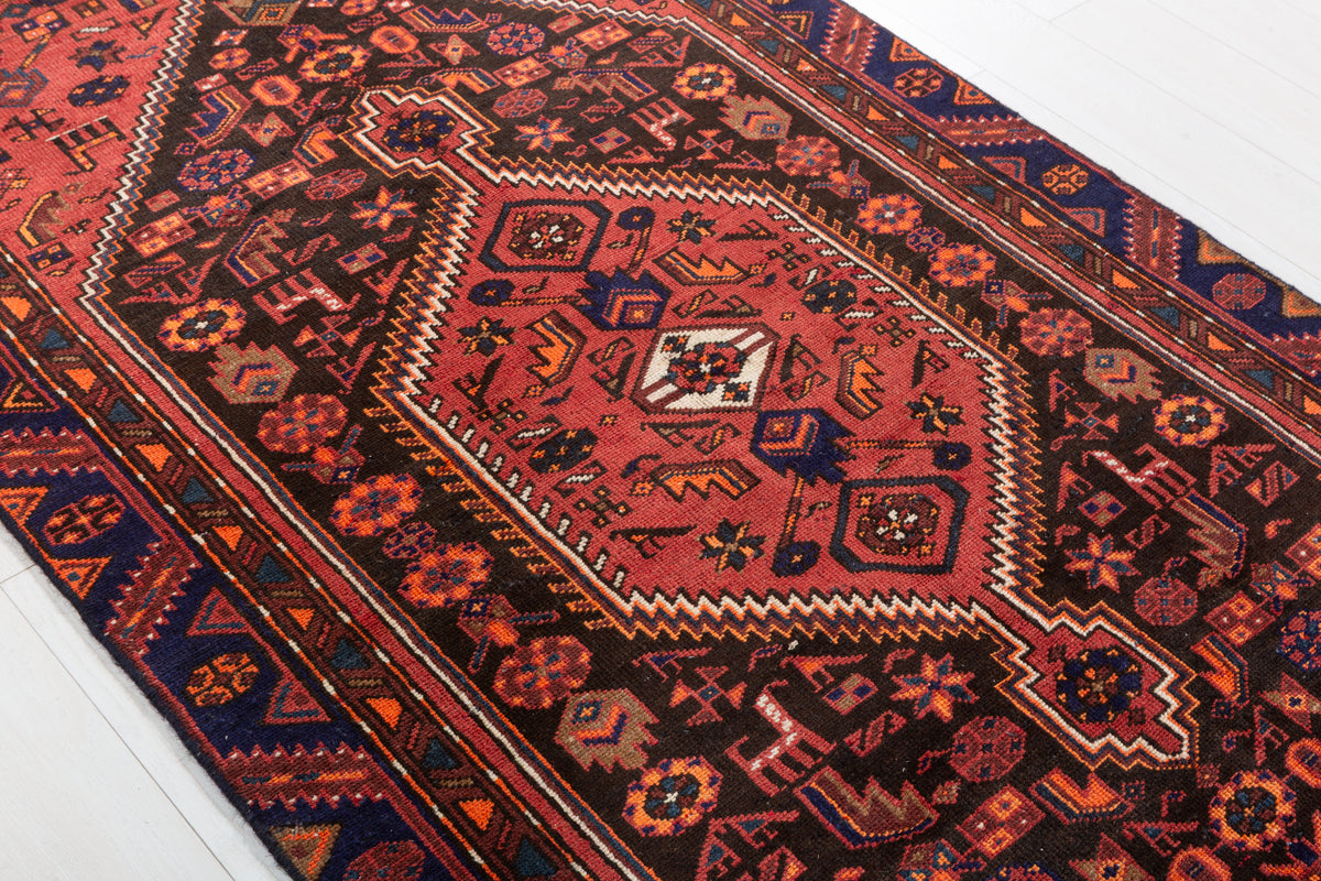 Vintage Black, Rust Red Elongated Medallion Area Rug – 7' 5" x 4' 0" (226 x 123 cm)