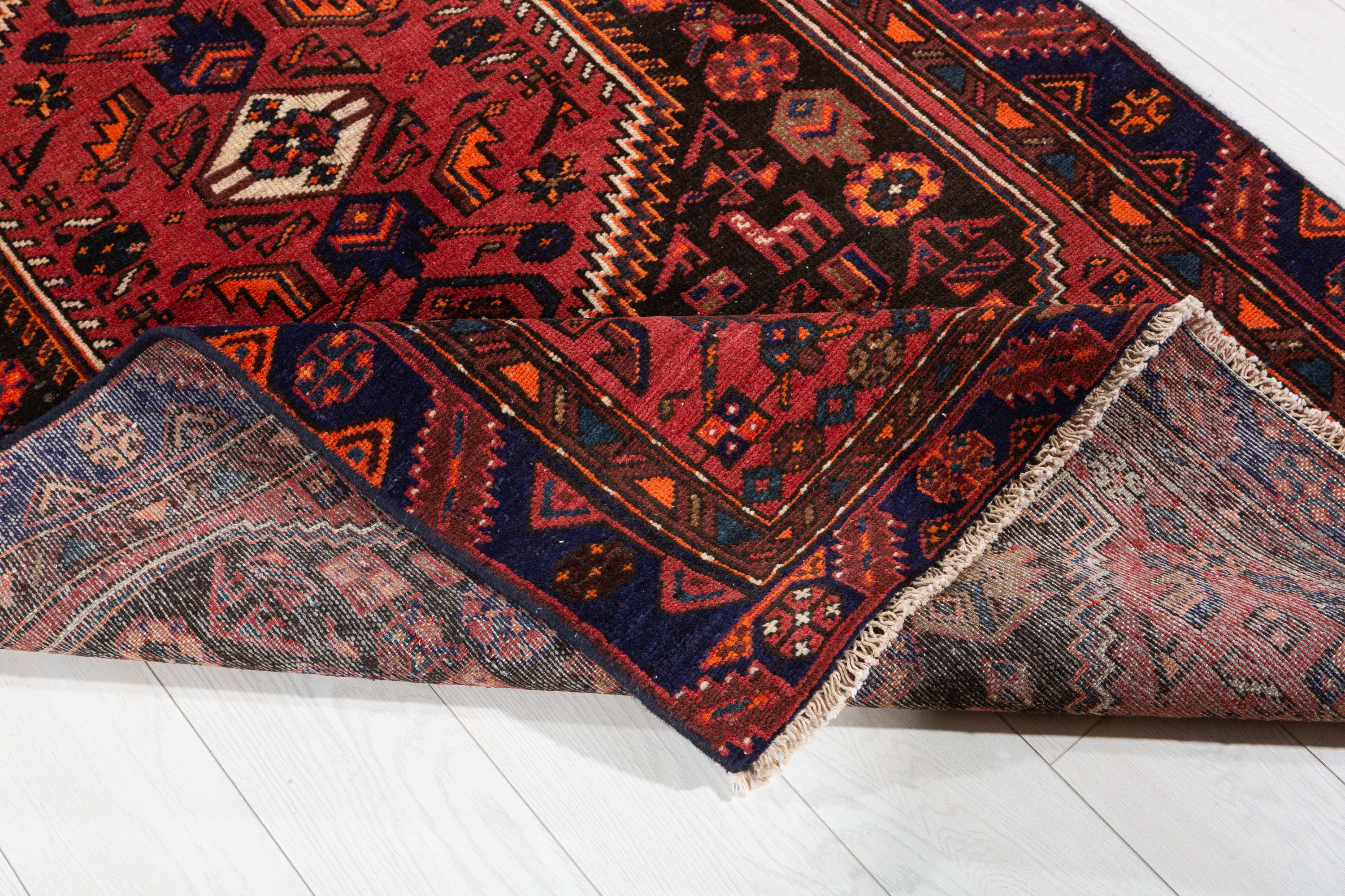 Vintage Black, Rust Red Elongated Medallion Area Rug – 7' 5" x 4' 0" (226 x 123 cm)