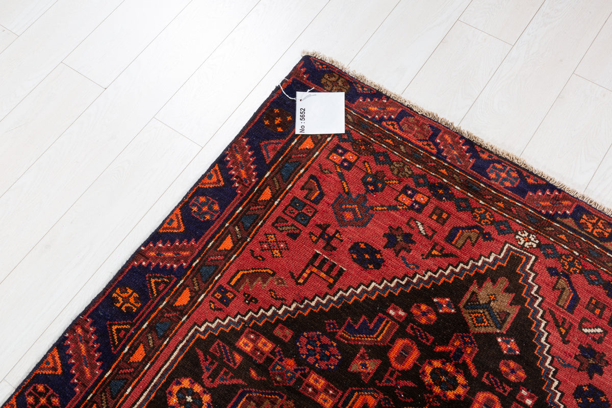 Vintage Black, Rust Red Elongated Medallion Area Rug – 7' 5" x 4' 0" (226 x 123 cm)