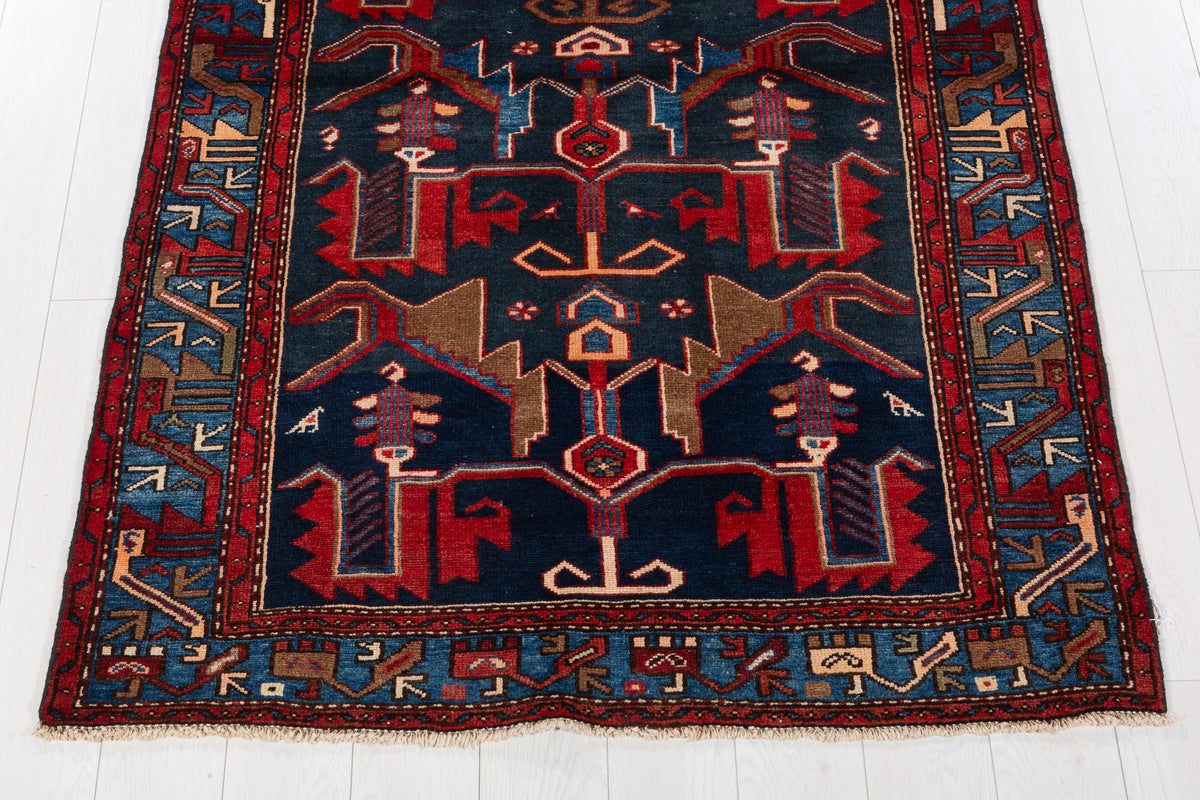 Collectible Vintage Deep Navy Blue, Red Animal Motif Area Rug – 6' 8" x 4' 3" (204 x 129 cm)
