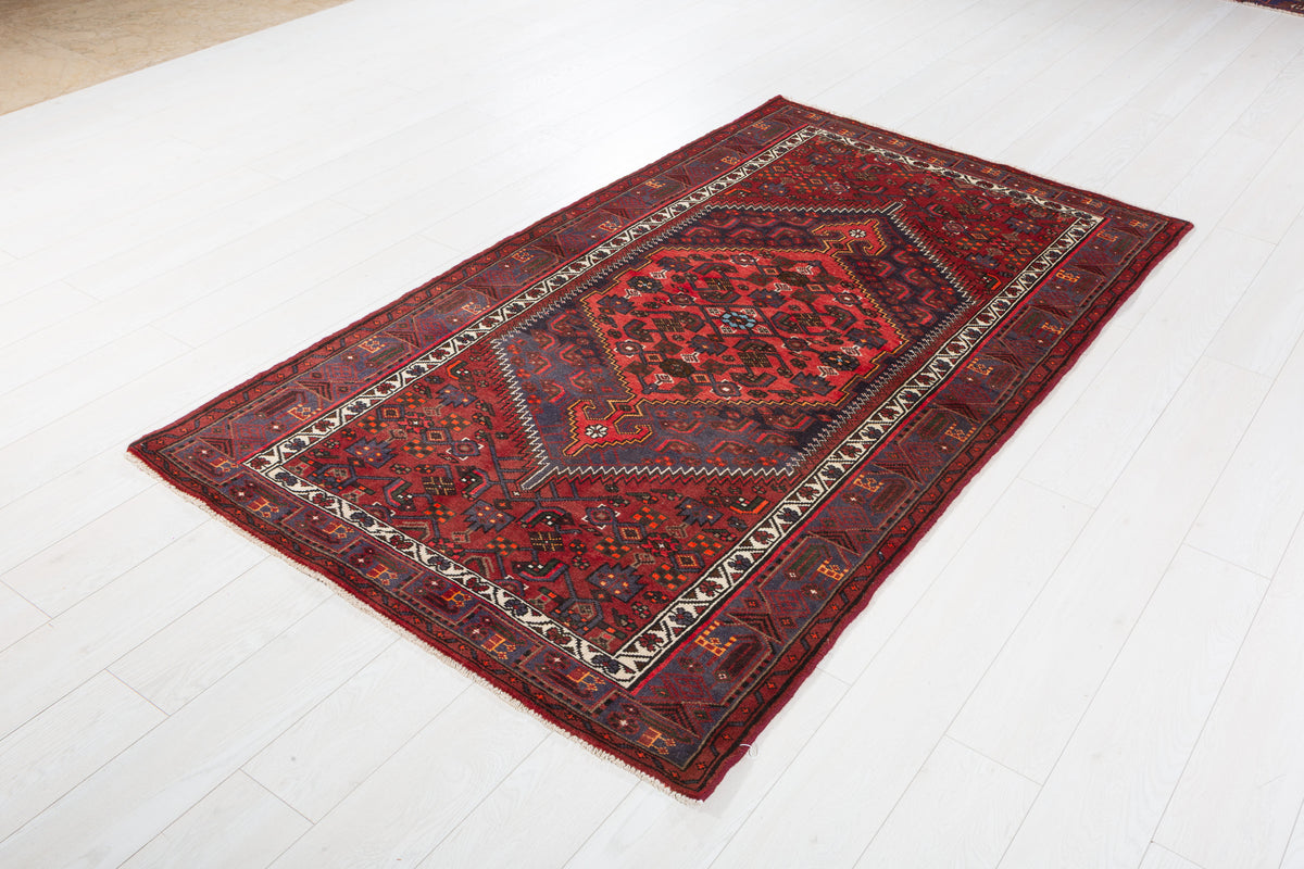 Vintage Rust Red Central Medallion Area Rug – 6' 10" x 4' 0" (209 x 122 cm)
