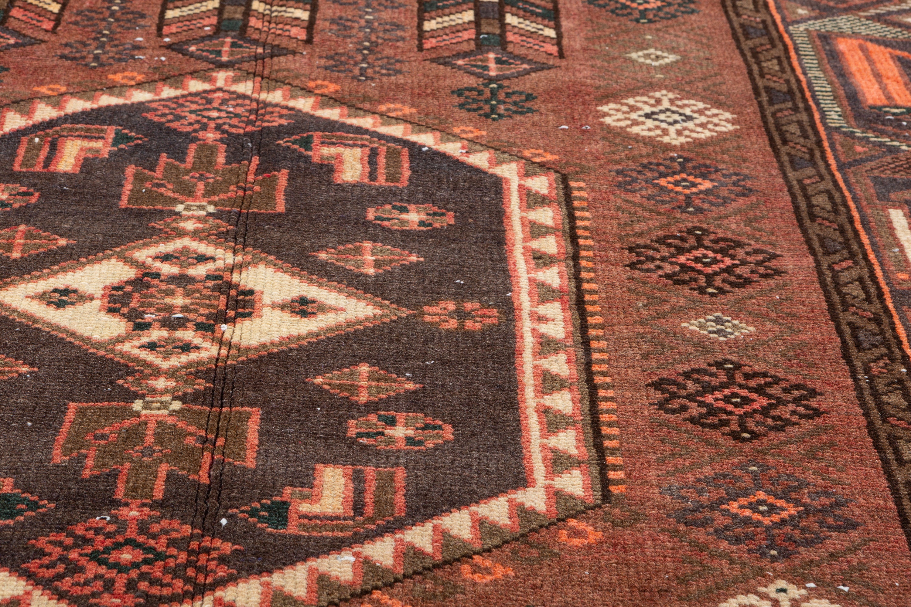 Vintage Rust red, orange Geometric Area Rug – 6' 8" x 4' 3" (204 x 129 cm)