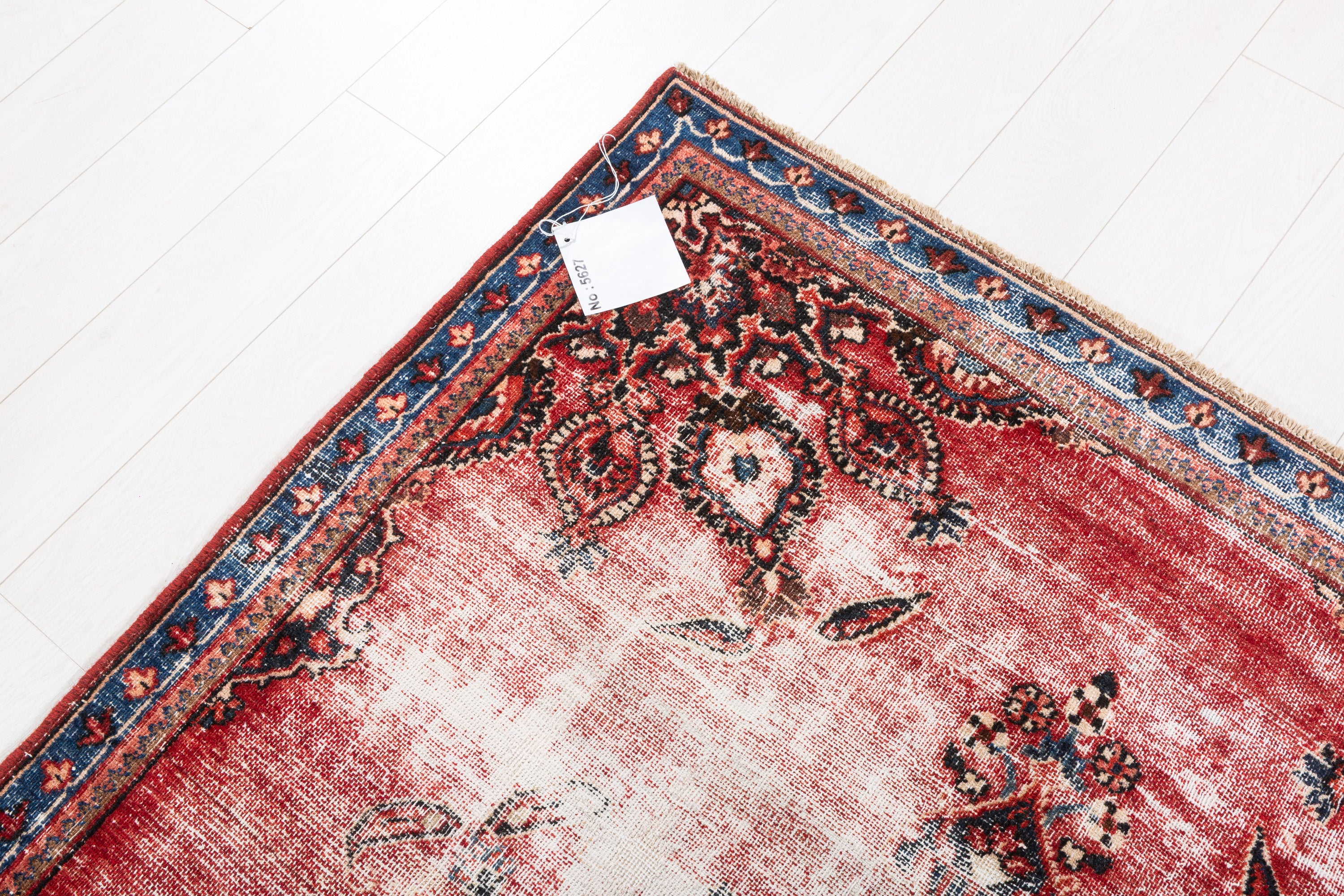Antique Mashad Faded red Floral Area Rug – 7' 0" x 4' 5" (214 x 135 cm)