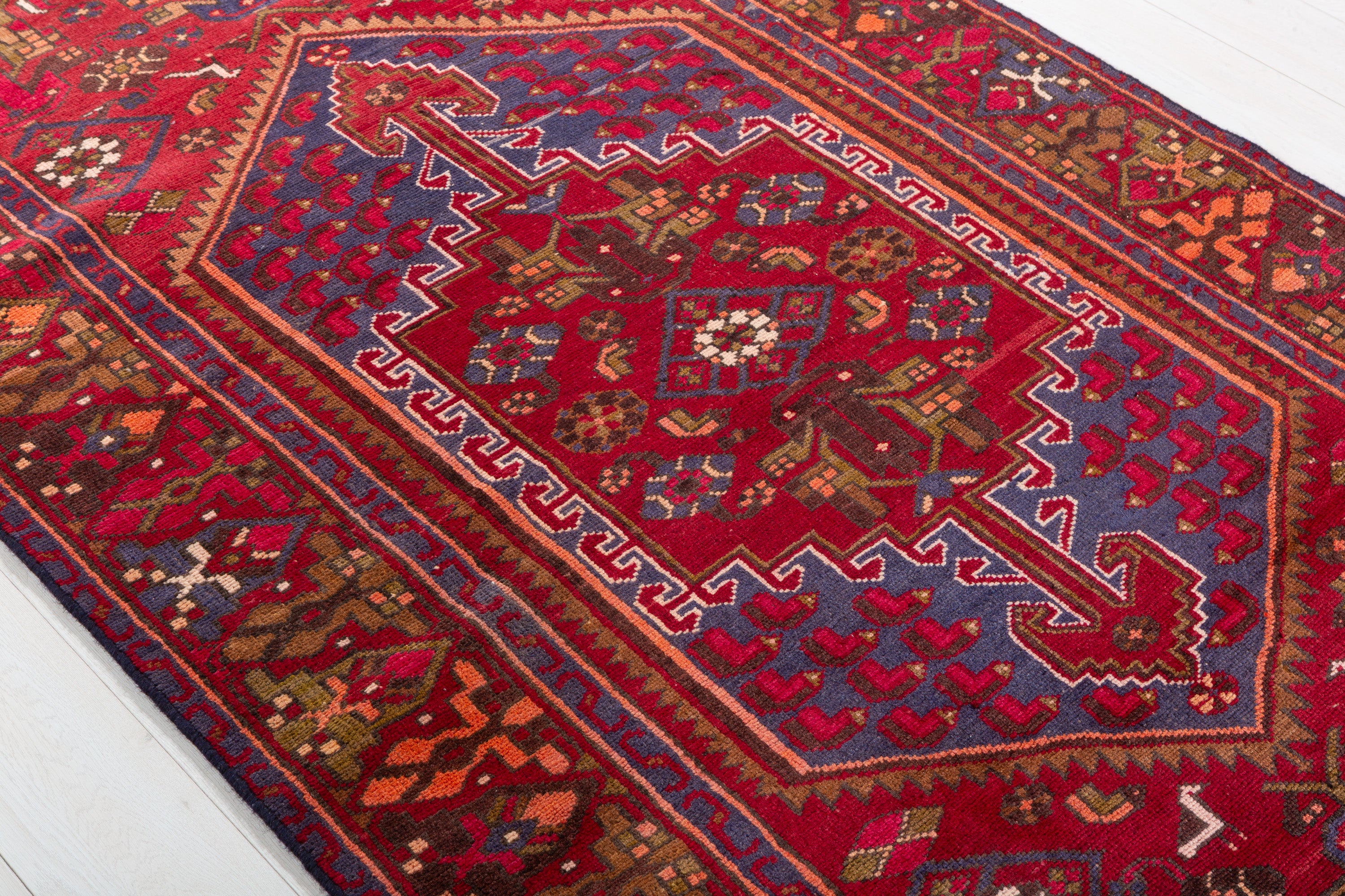 Vintage Red, orange Geometric Area Rug – 7' 7" x 4' 3" (232 x 129 cm)