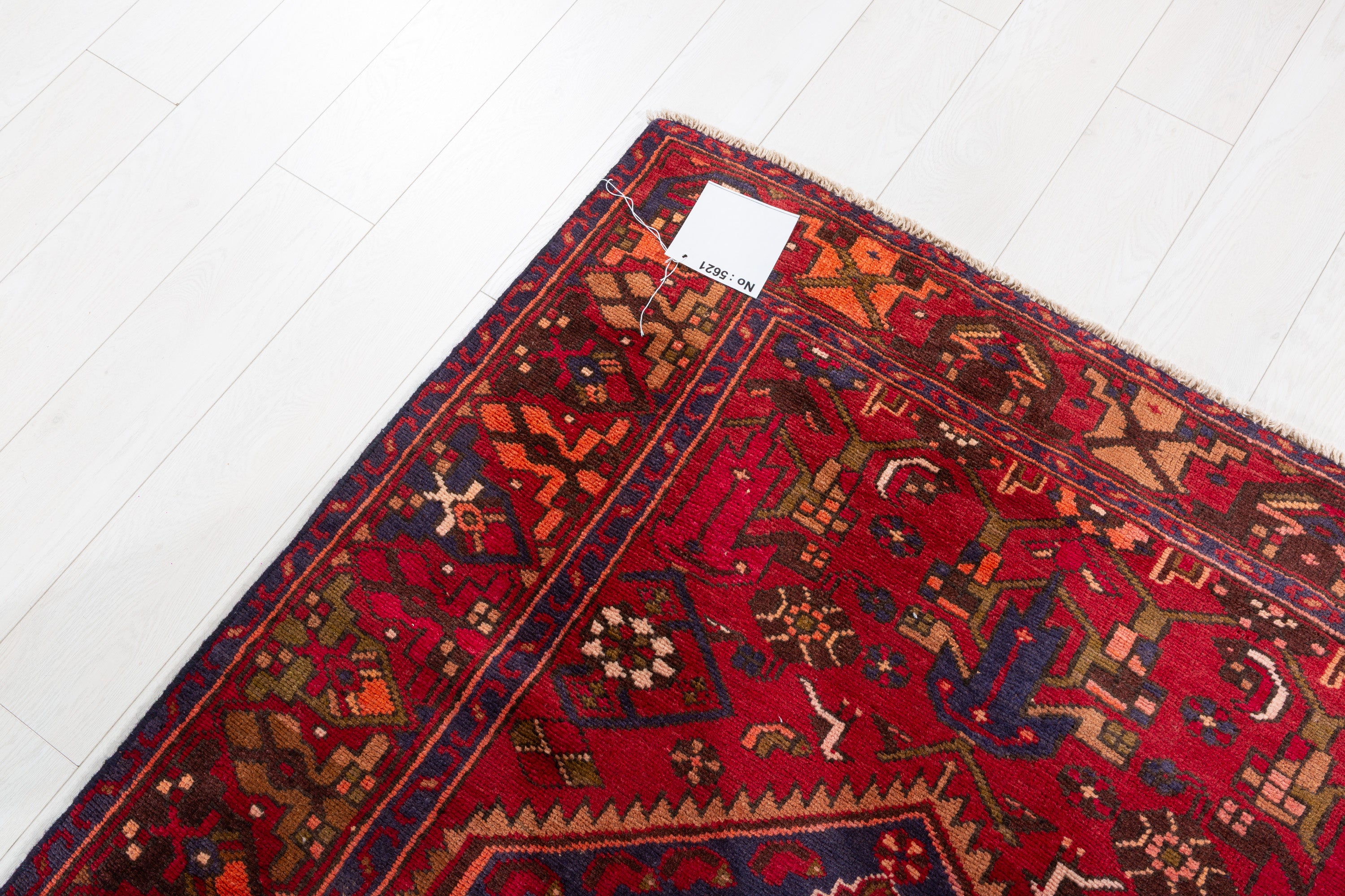 Vintage Red, orange Geometric Area Rug – 7' 7" x 4' 3" (232 x 129 cm)
