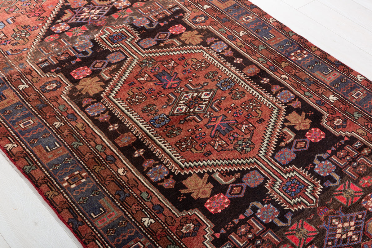Vintage Rust red, black Geometric Hand-Knotted Area Rug – 7' 3" x 4' 3" (222 x 129 cm)