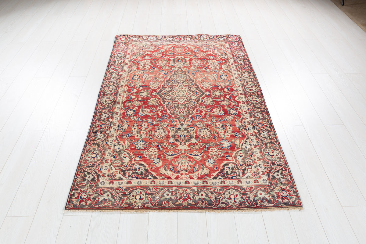 Rare Antique Red Floral Medallion Hand-Knotted Area Rug – 6' 2" x 4' 1" (189 x 125 cm)