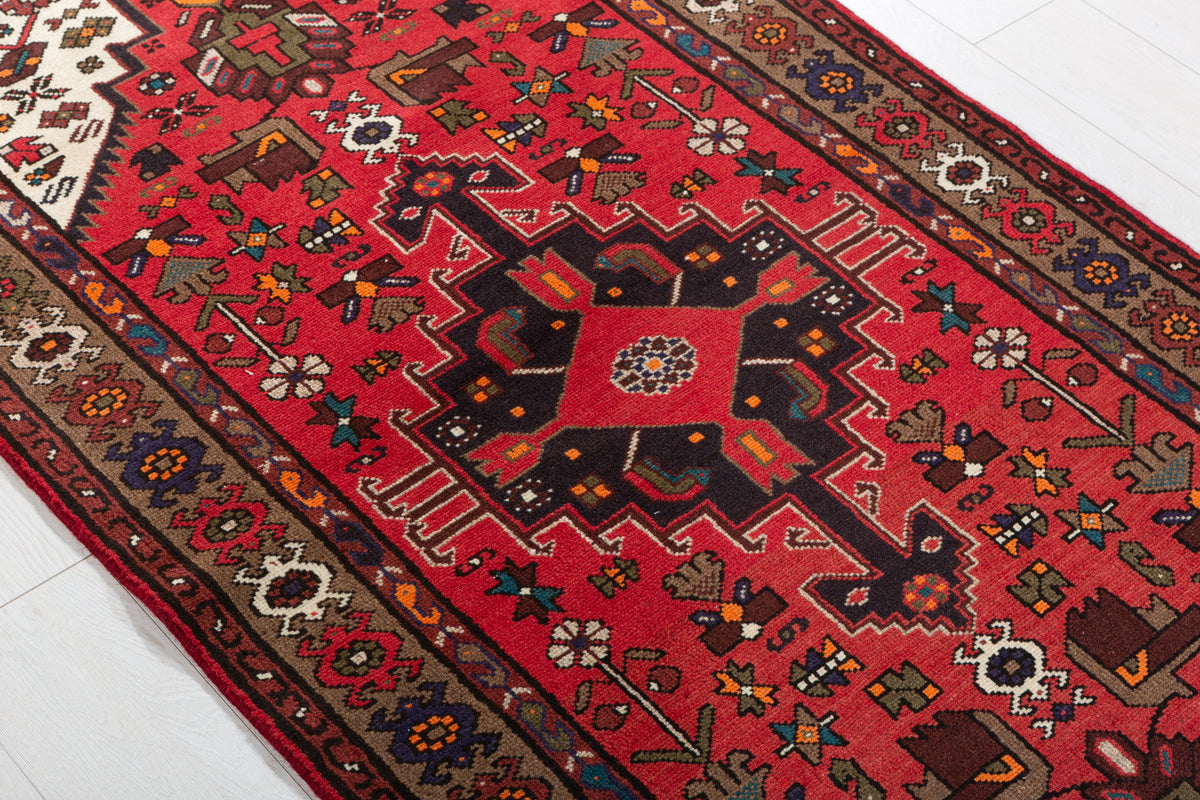 Tapis vintage rouge et brun à médaillon géométrique – 6' 1" x 3' 1" (185 x 95 cm)