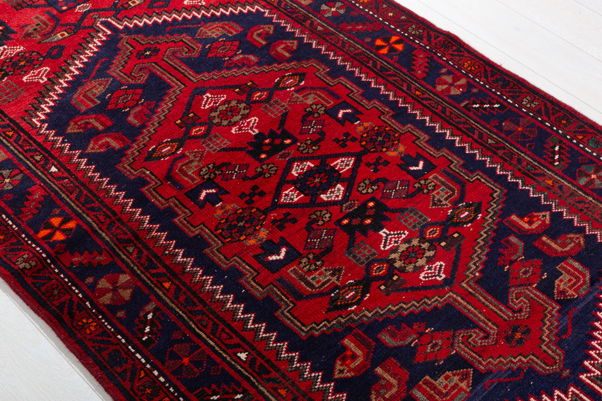 Vintage Red, Deep Navy Blue Central Medallion Hand-Knotted Area Rug – 7' 0" x 3' 8" (213 x 111 cm)