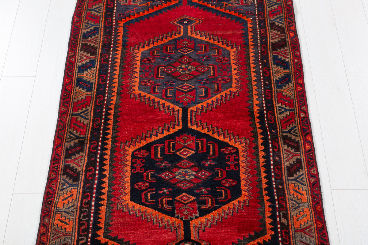 Vintage Red and Brown Medallion Hand-Knotted Area Rug – 6' 8" x 3' 3" (204 x 100 cm)