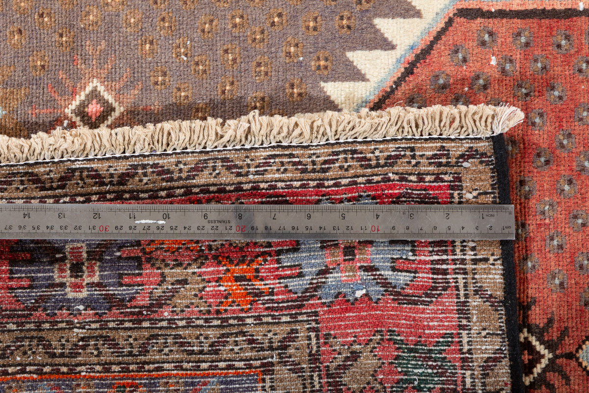 Tapis vintage délavé rouge rouille et bleu à médaillon géométrique – 6' 5" x 3' 4" (196 x 101 cm)
