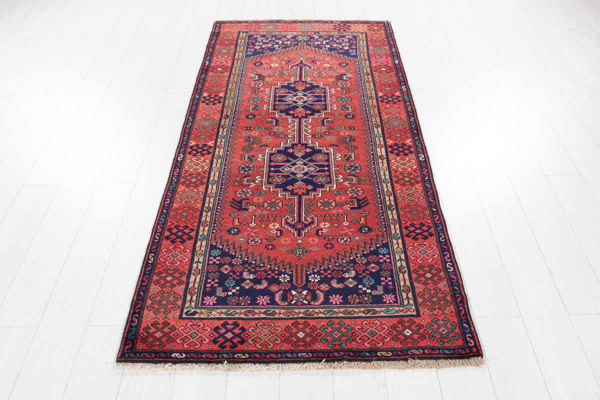 Vintage Rust Red and Navy Blue Medallion Hand-Knotted Area Rug – 6' 9" x 3' 5" (205 x 104 cm)