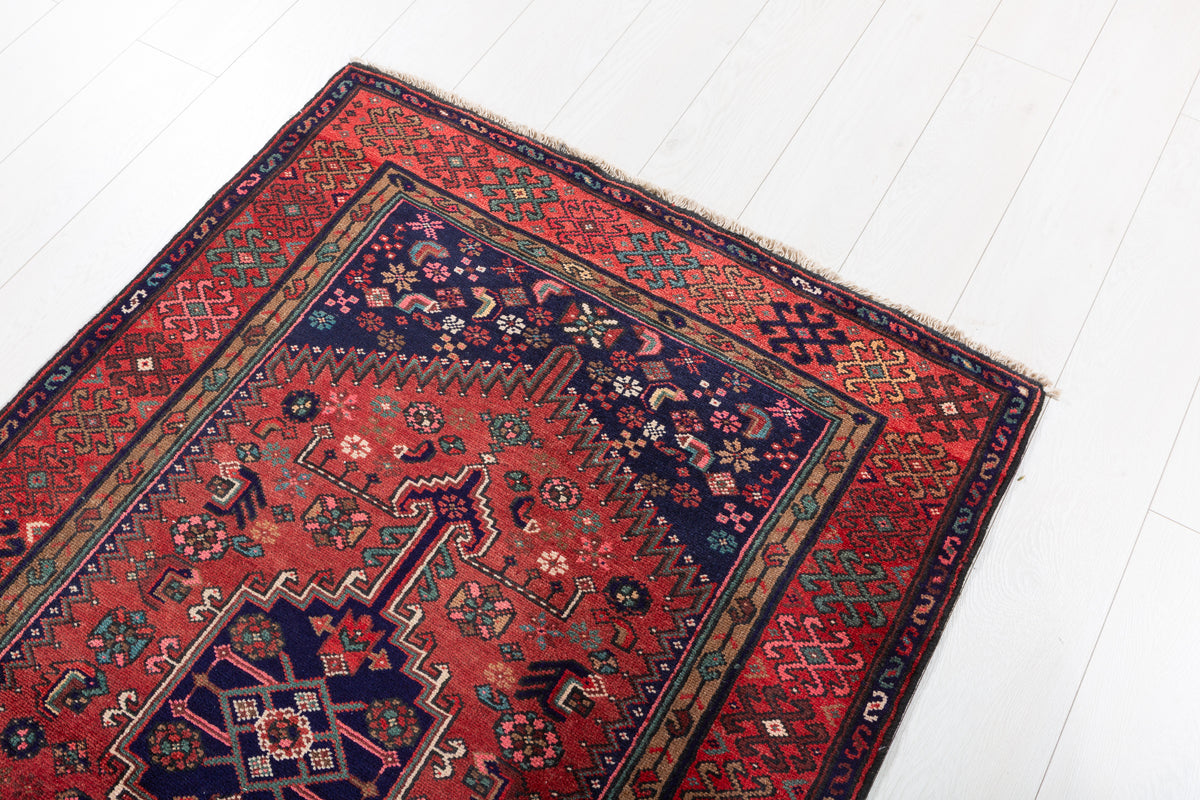 Vintage Rust Red and Navy Blue Medallion Hand-Knotted Area Rug – 6' 9" x 3' 5" (205 x 104 cm)