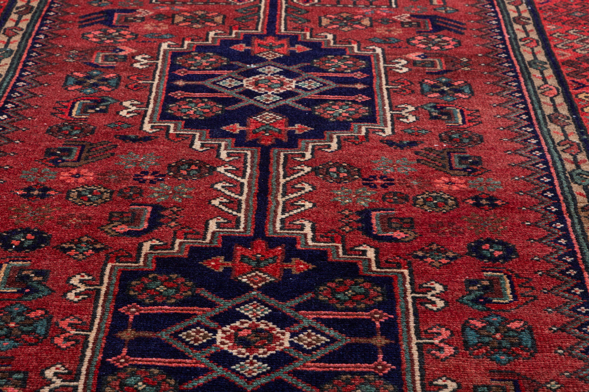 Vintage Rust Red and Navy Blue Medallion Hand-Knotted Area Rug – 6' 9" x 3' 5" (205 x 104 cm)