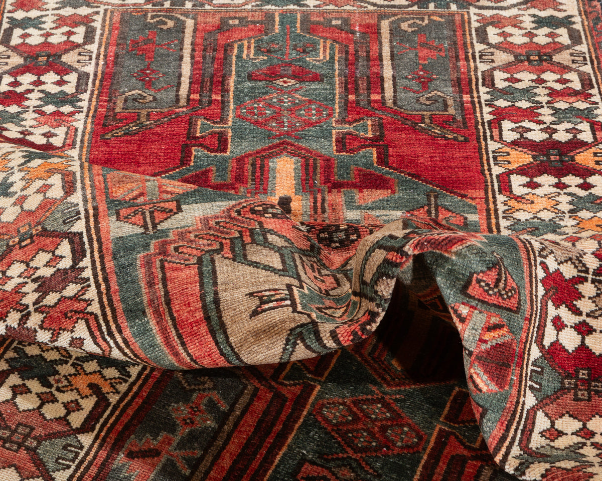 Tapis vintage délavé rouge à médaillon géométrique – 6' 8" x 3' 5" (204 x 104 cm)