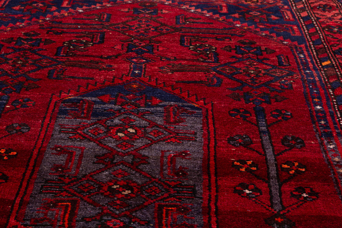 Vintage Red Tonal Central Medallion Hand-Knotted Area Rug – 6' 10" x 3' 7" (209 x 110 cm)