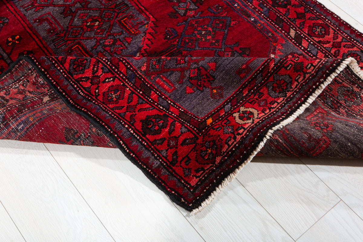 Vintage Red Tonal Central Medallion Hand-Knotted Area Rug – 6' 10" x 3' 7" (209 x 110 cm)