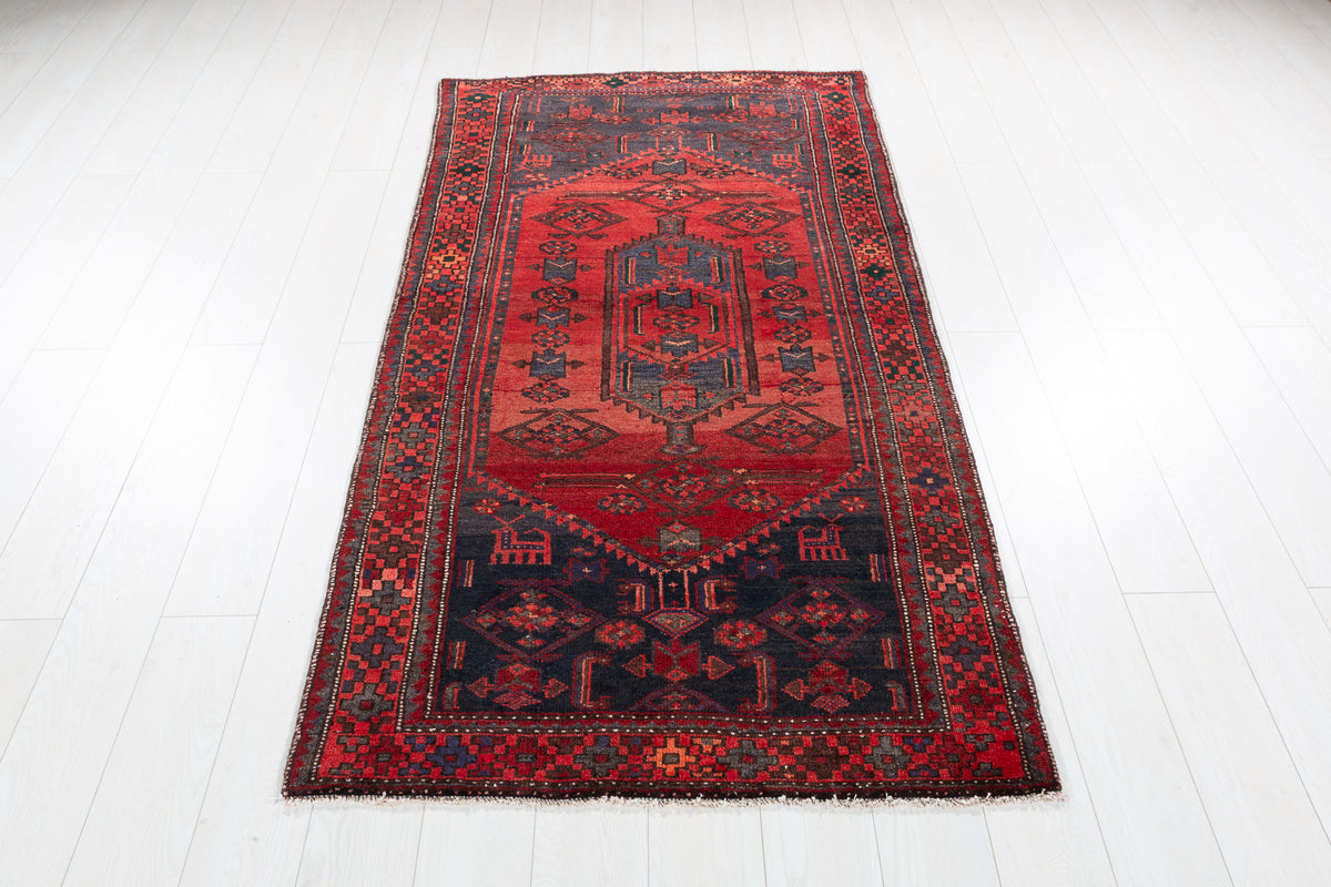 Vintage Faded Red Geometric Medallion Hand-Knotted Area Rug – 6' 5" x 3' 6" (195 x 106 cm)
