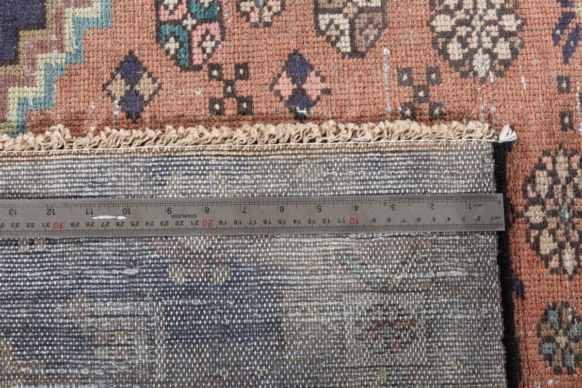 Vintage Faded Peach Geometric Medallion Hand-Knotted Area Rug – 5' 10" x 2' 10" (179 x 86 cm)