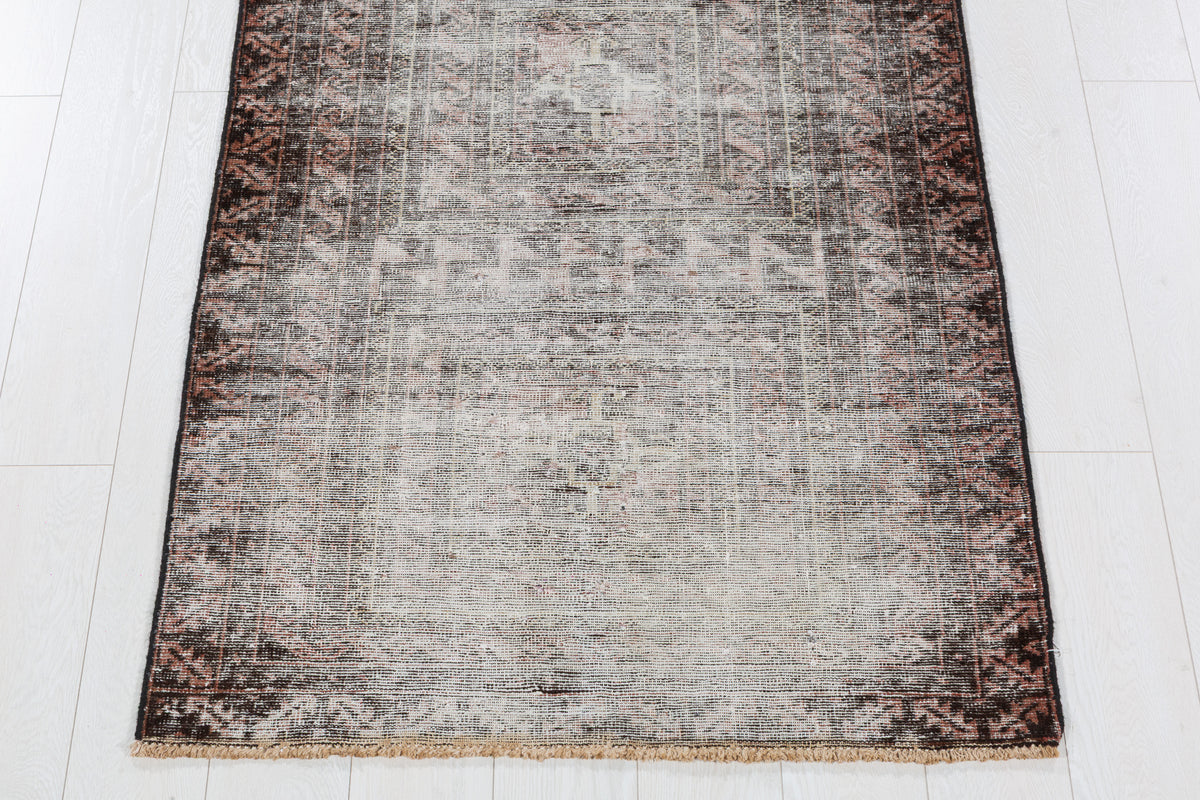 Antique Rose Distressed Open Field Hand-Knotted Area Rug – 6' 6" x 3' 1" (199 x 95 cm)