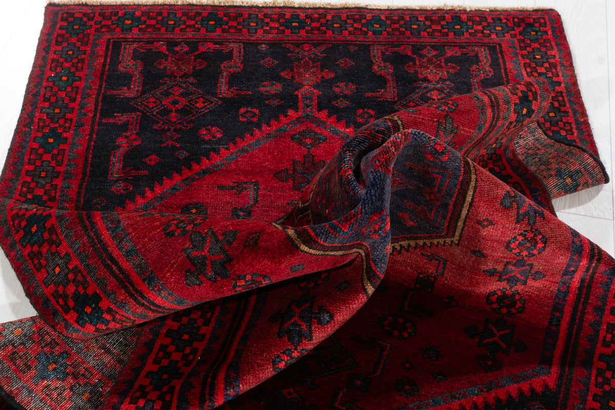 Vintage Red and Blue Diamond Medallion Hand-Knotted Area Rug – 6' 10" x 3' 5" (209 x 104 cm)