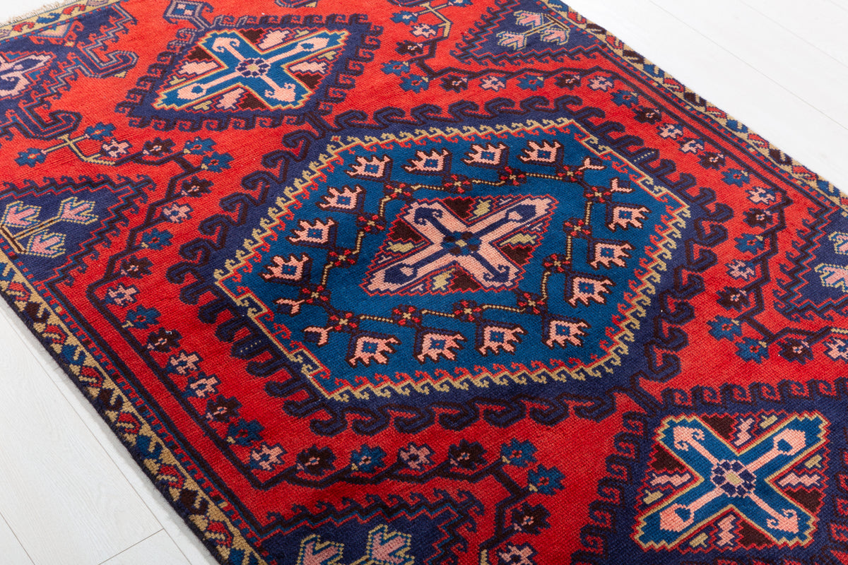 Collectible Vintage Red and Blue Oversized Diamond Medallion Hand-Knotted Area Rug – 5' 9" x 3' 9" (175 x 114 cm)
