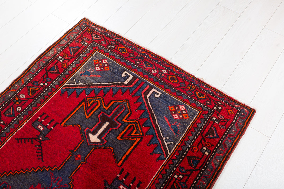 Vintage Red Large Central Medallion Hand-Knotted Area Rug – 6' 9" x 3' 3" (207 x 100 cm)