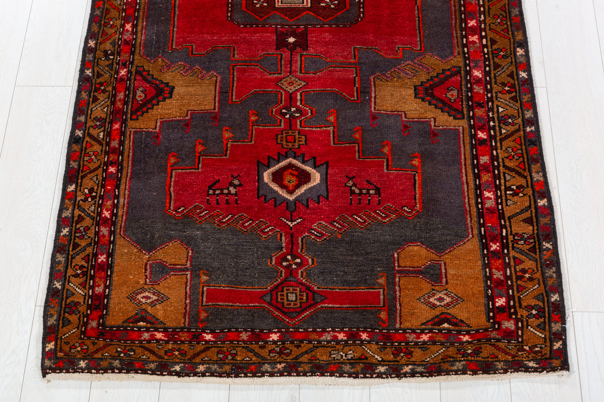 Tapis vintage rouge et Golden brun Columned à médaillon géométrique – 6' 10" x 3' 8" (208 x 111 cm)