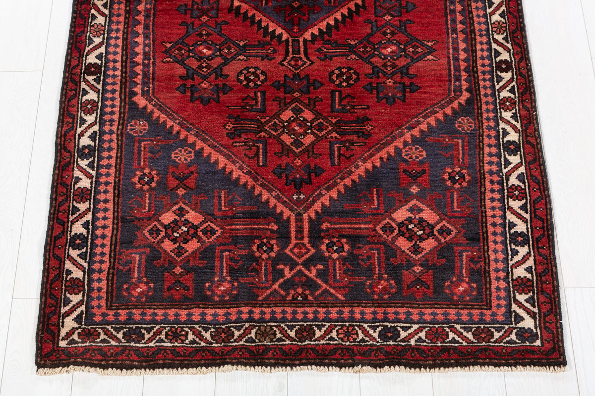 Tapis vintage rouge et bleu marine à double médaillon géométrique – 6' 6" x 3' 8" (198 x 111 cm)