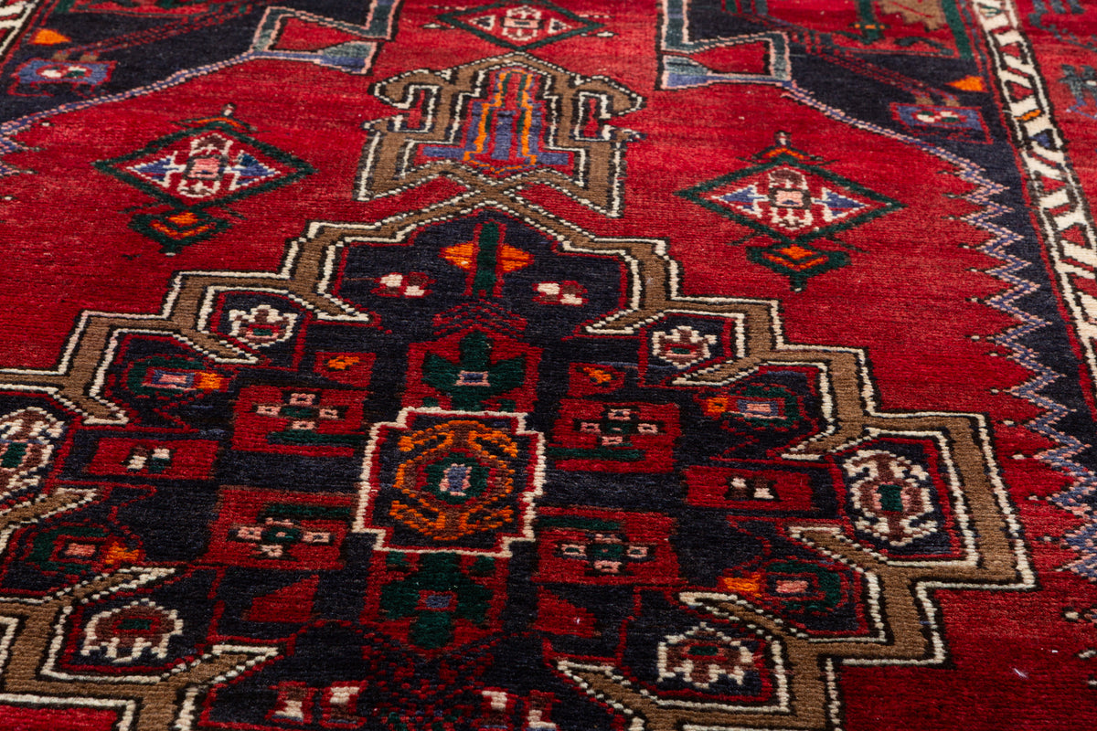 Vintage Red Classic Hexagonal Medallion Hand-Knotted Area Rug – 6' 9" x 3' 5" (206 x 105 cm)