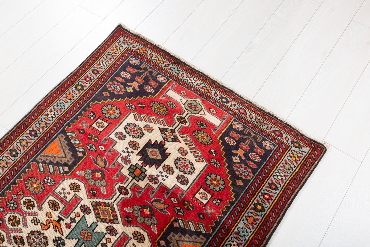 Vintage Ivory Bold Stepped Medallions Hand-Knotted Area Rug – 6' 3" x 3' 1" (191 x 93 cm)