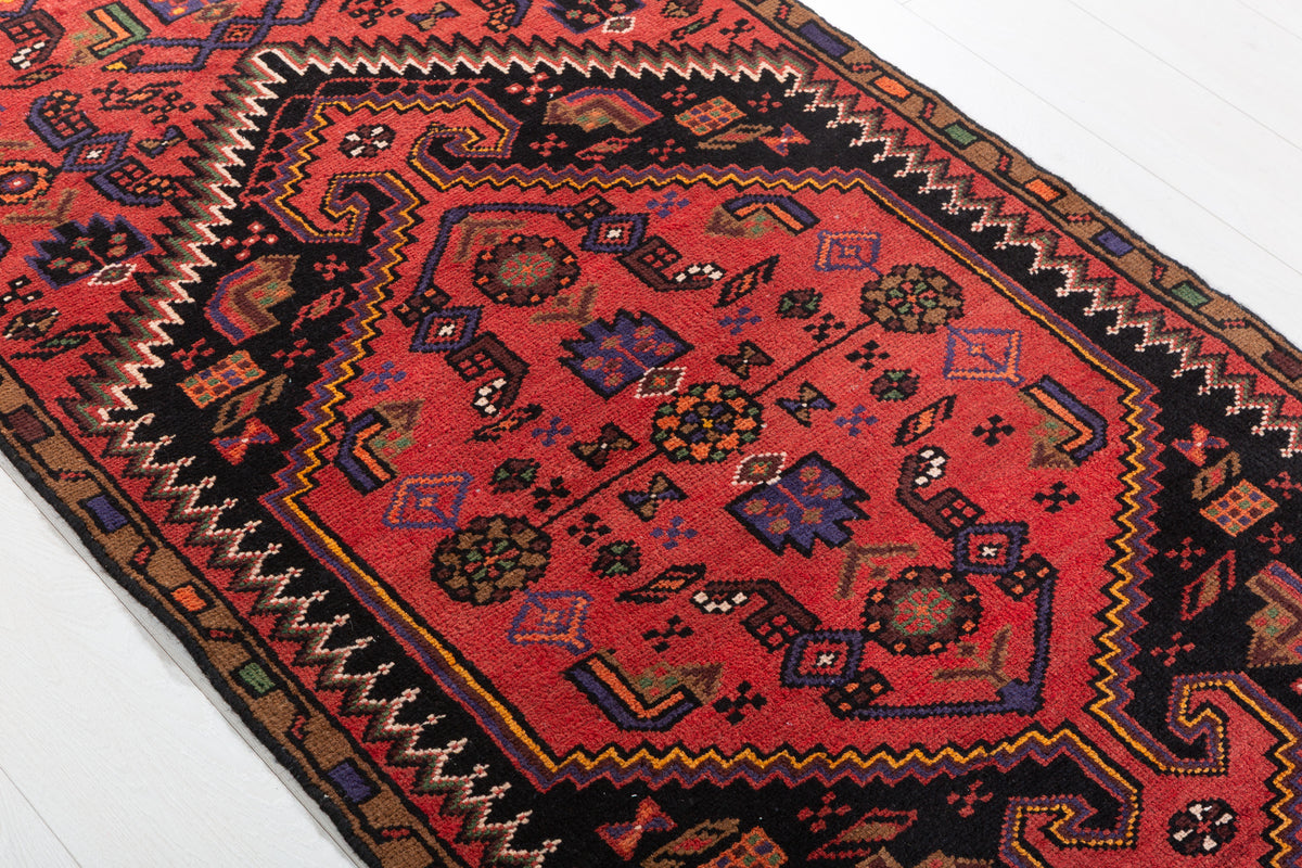 Vintage Rust Red Bold Geometric Medallion Hand-Knotted Area Rug – 6' 0" x 3' 0" (184 x 92 cm)