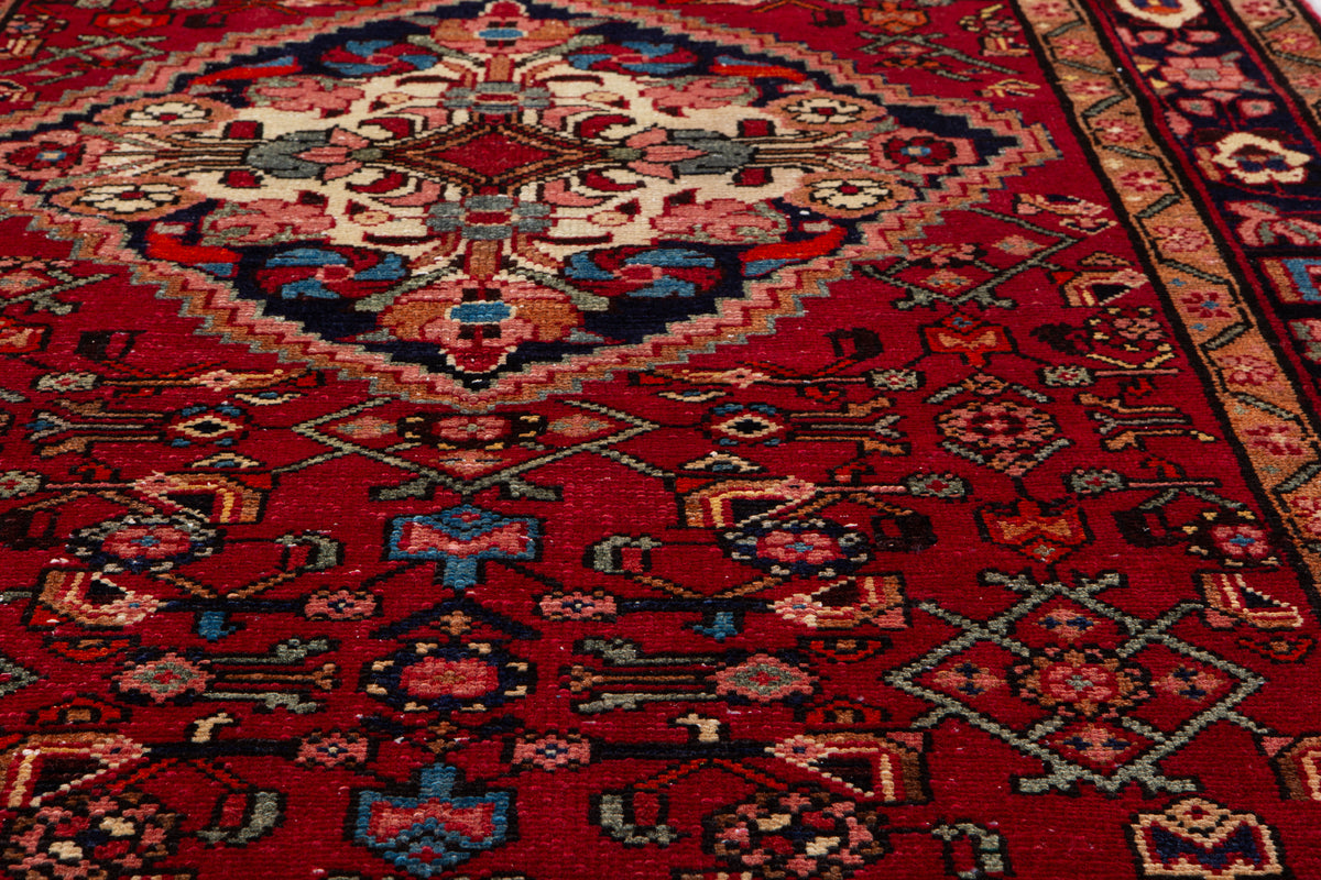 Vintage Red Wool Rug – 10' 1" x 4' 4" (308 x 133 cm)