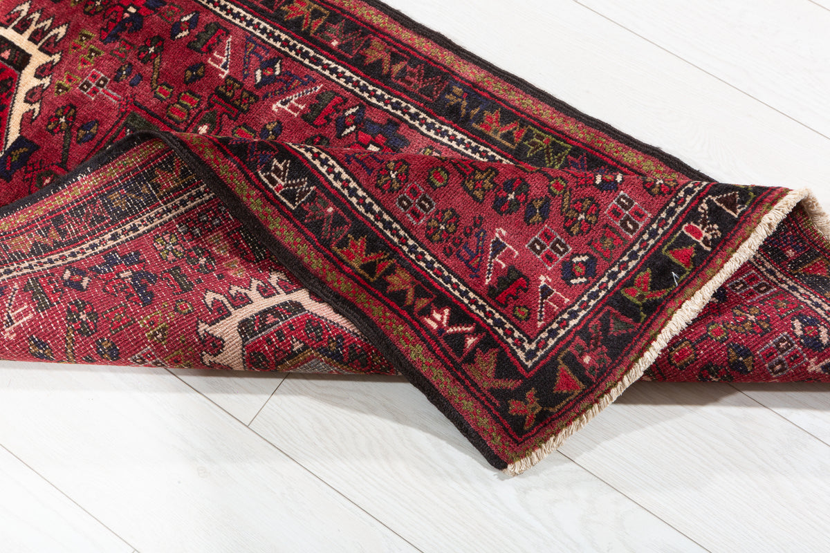Vintage Diamond Medallion Narrow Runner Rug, Red – 6' 4" x 2' 5" (194 x 74 cm)