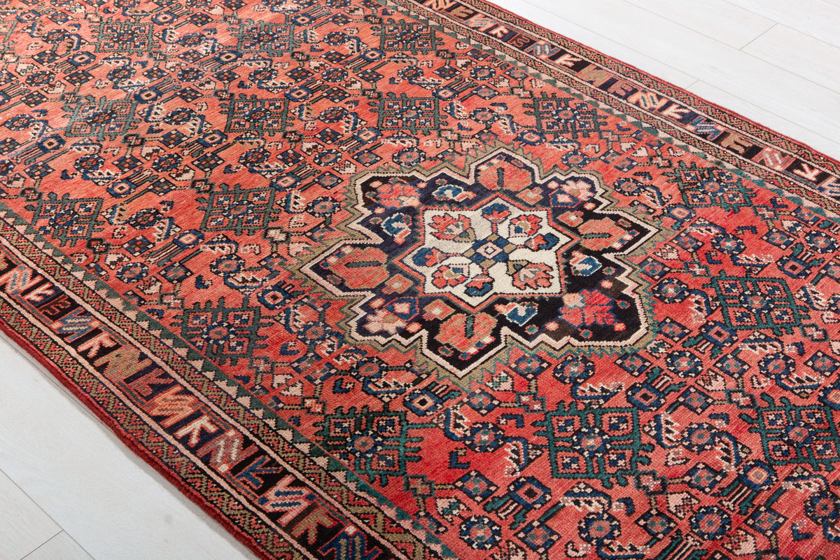 Vintage Red Wool Rug – 9' 9" x 4' 2" (296 x 126 cm)