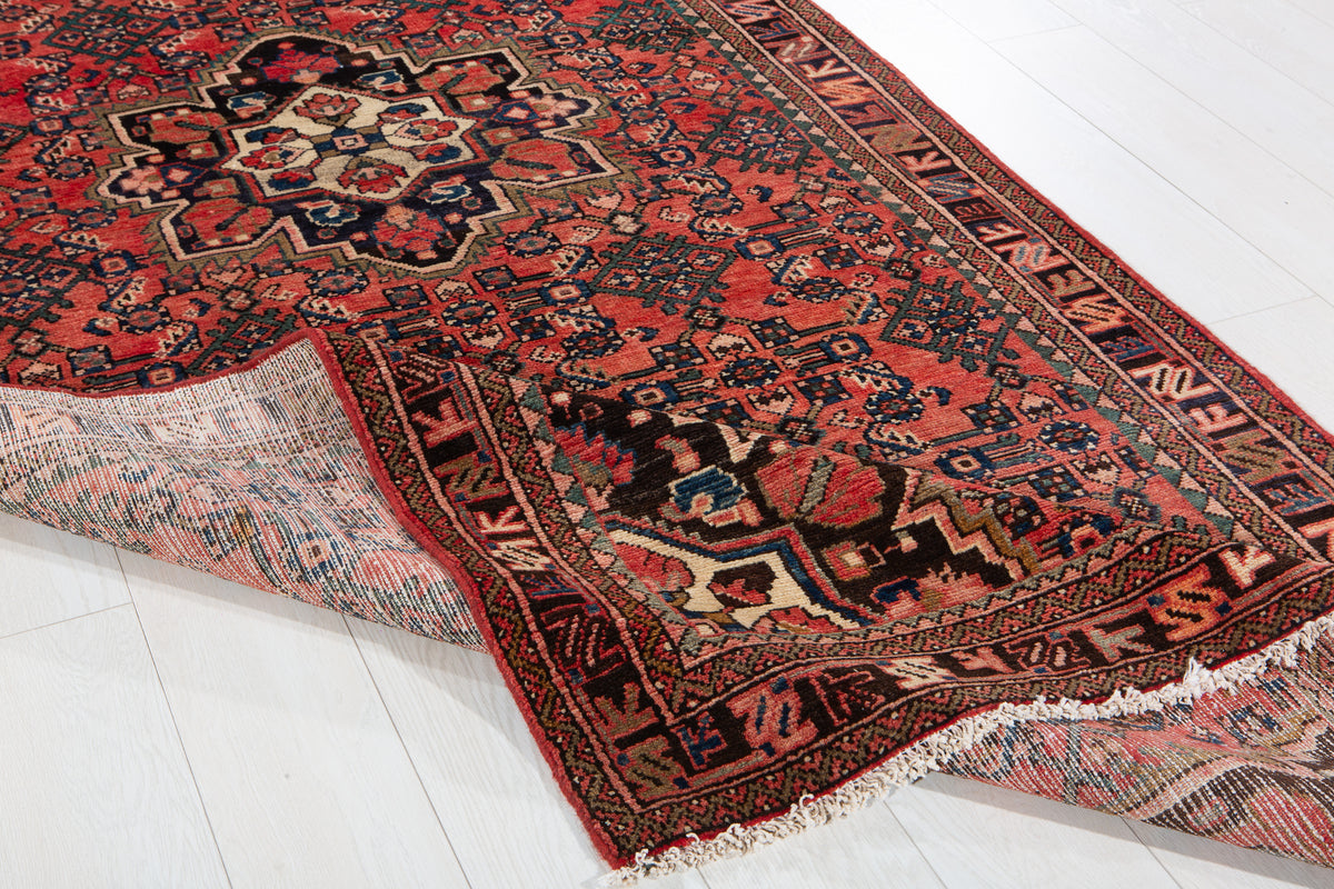 Vintage Red Wool Rug – 9' 9" x 4' 2" (296 x 126 cm)
