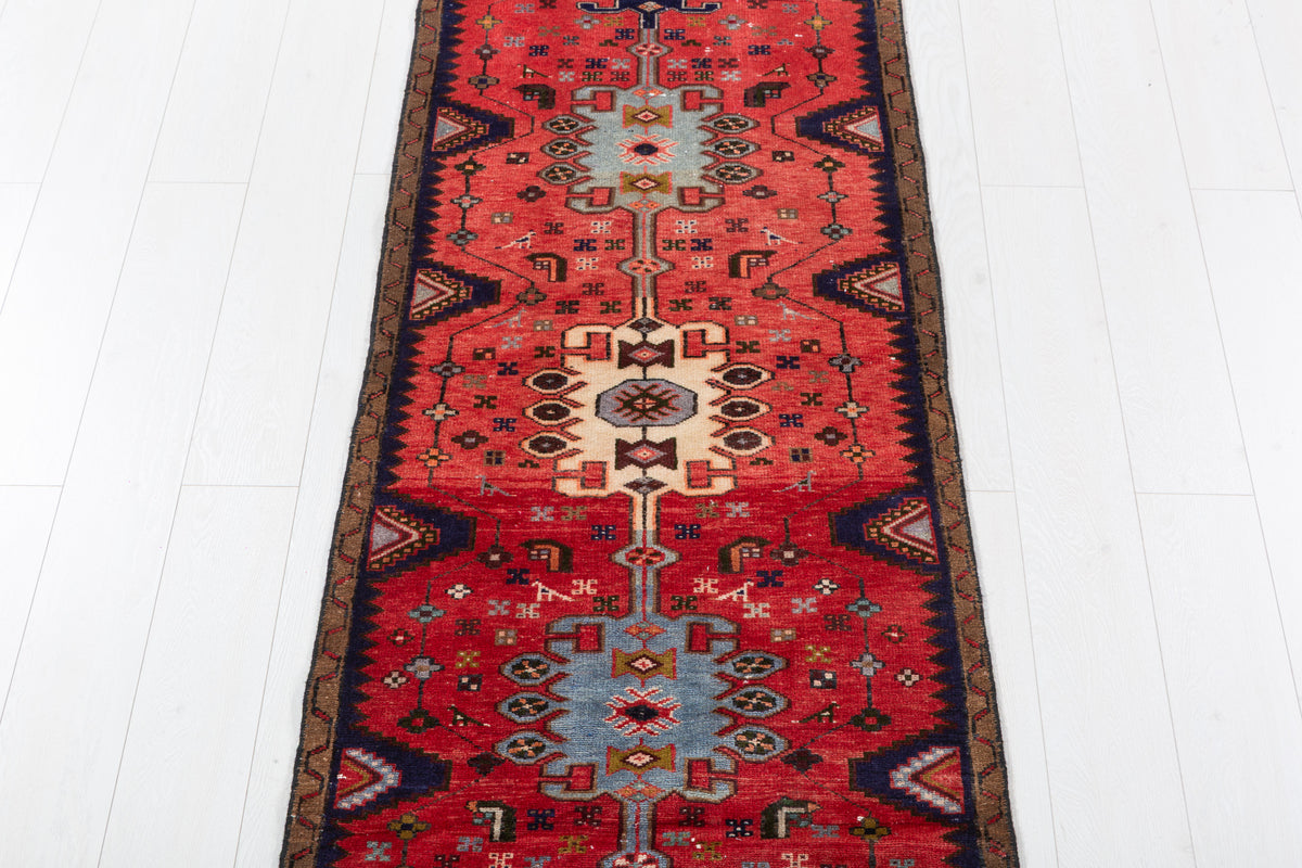 Vintage Geometric Medallion Runner Rug, Red – 12' 4" x 2' 6" (375 x 75 cm)